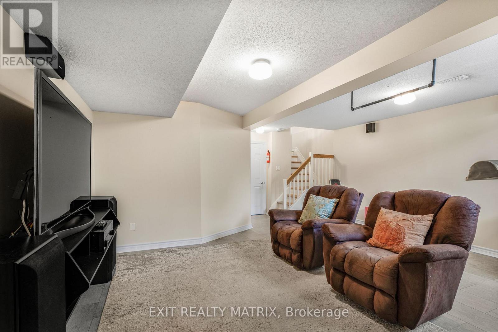 1503 Briarfield Crescent