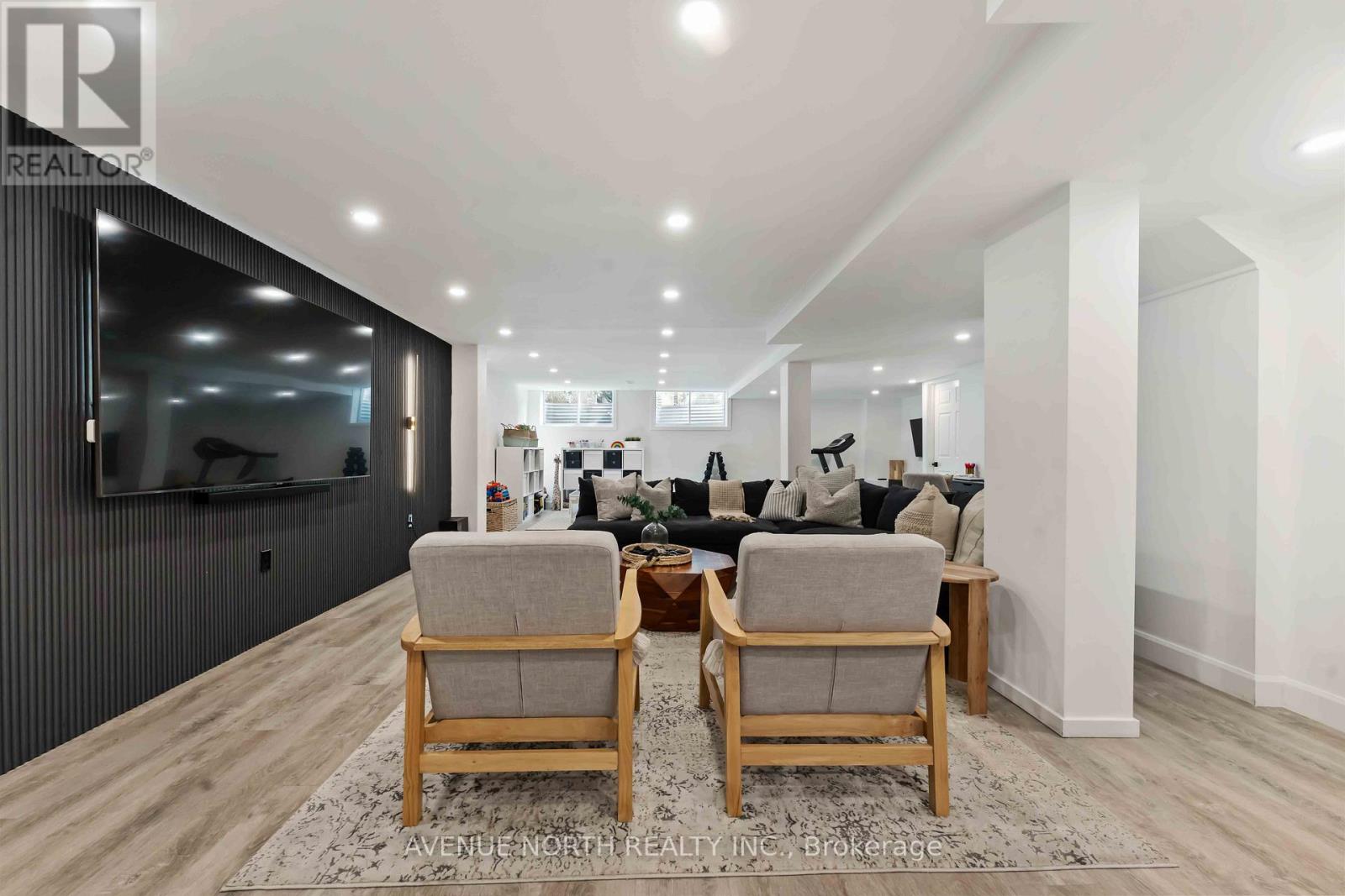 102 Chancery Crescent