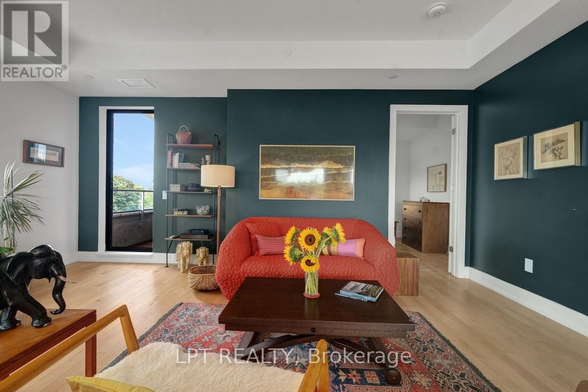 504 - 60 Springhurst Avenue