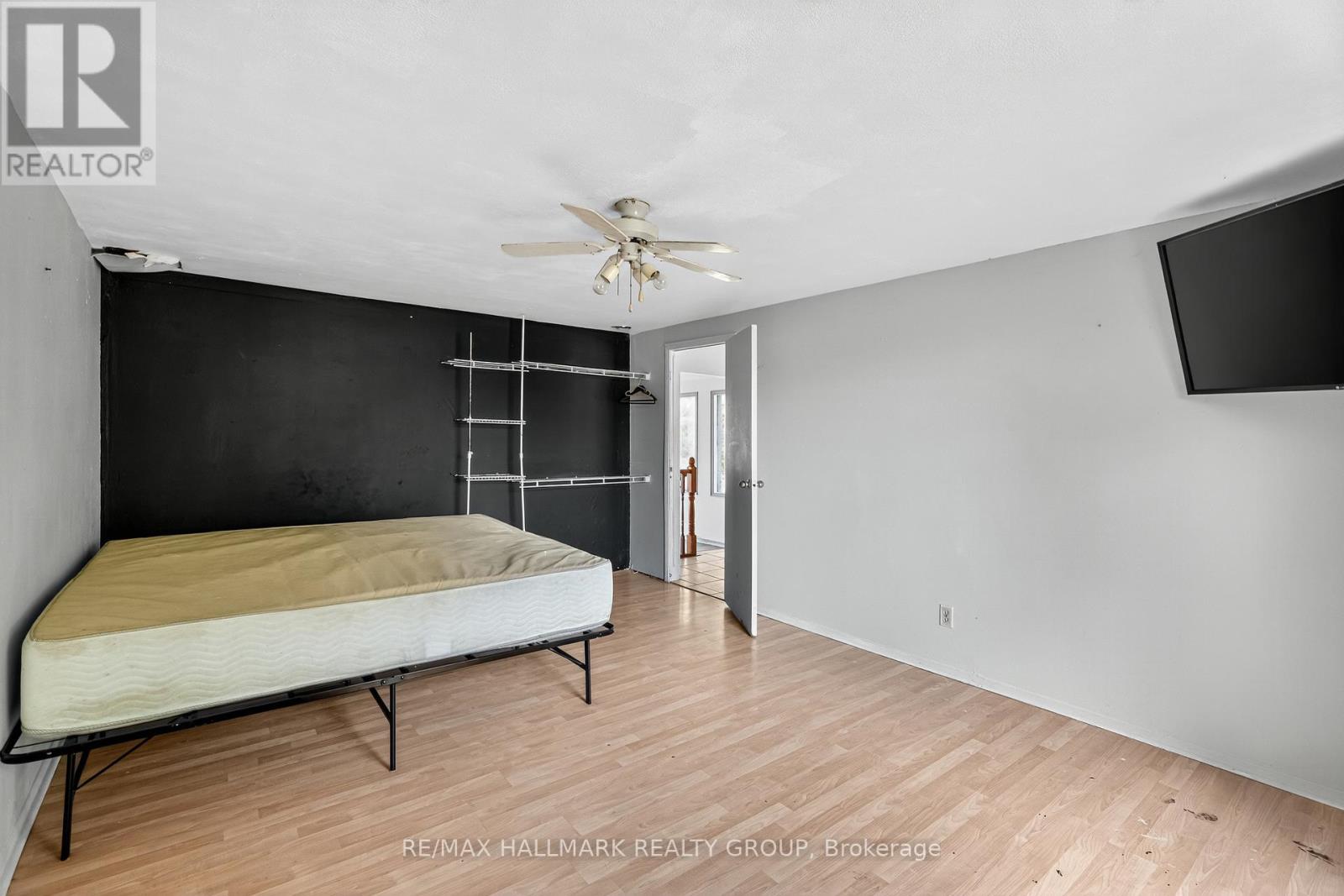 3855 Old Highway 17