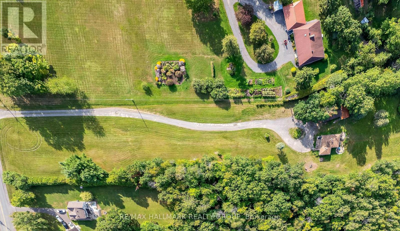 3855 Old Highway 17