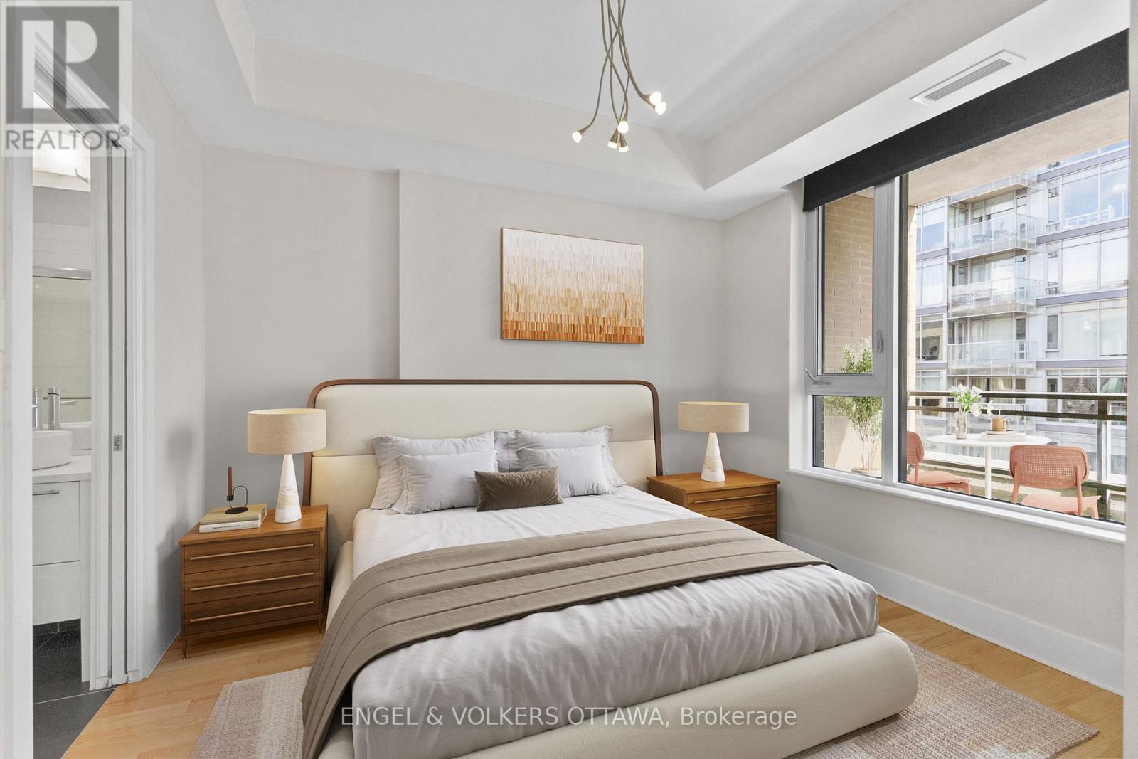 503 - 101 Richmond Road