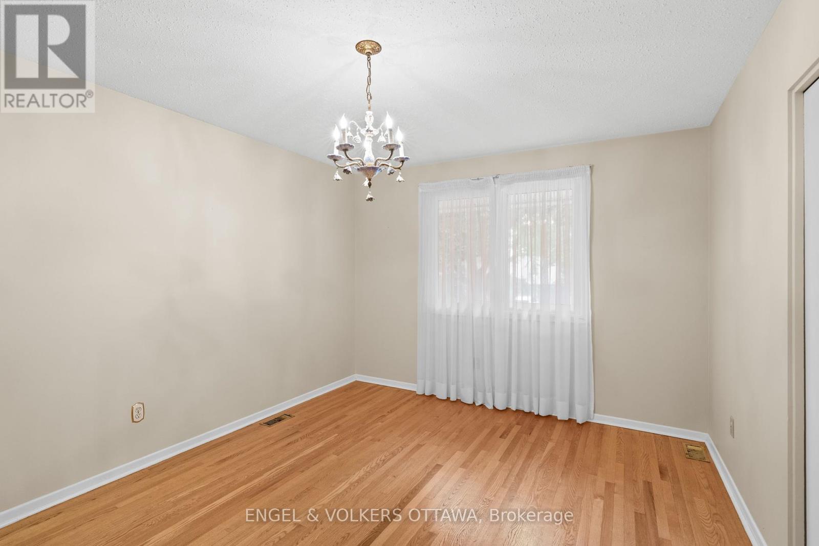 3348 Kodiak Street