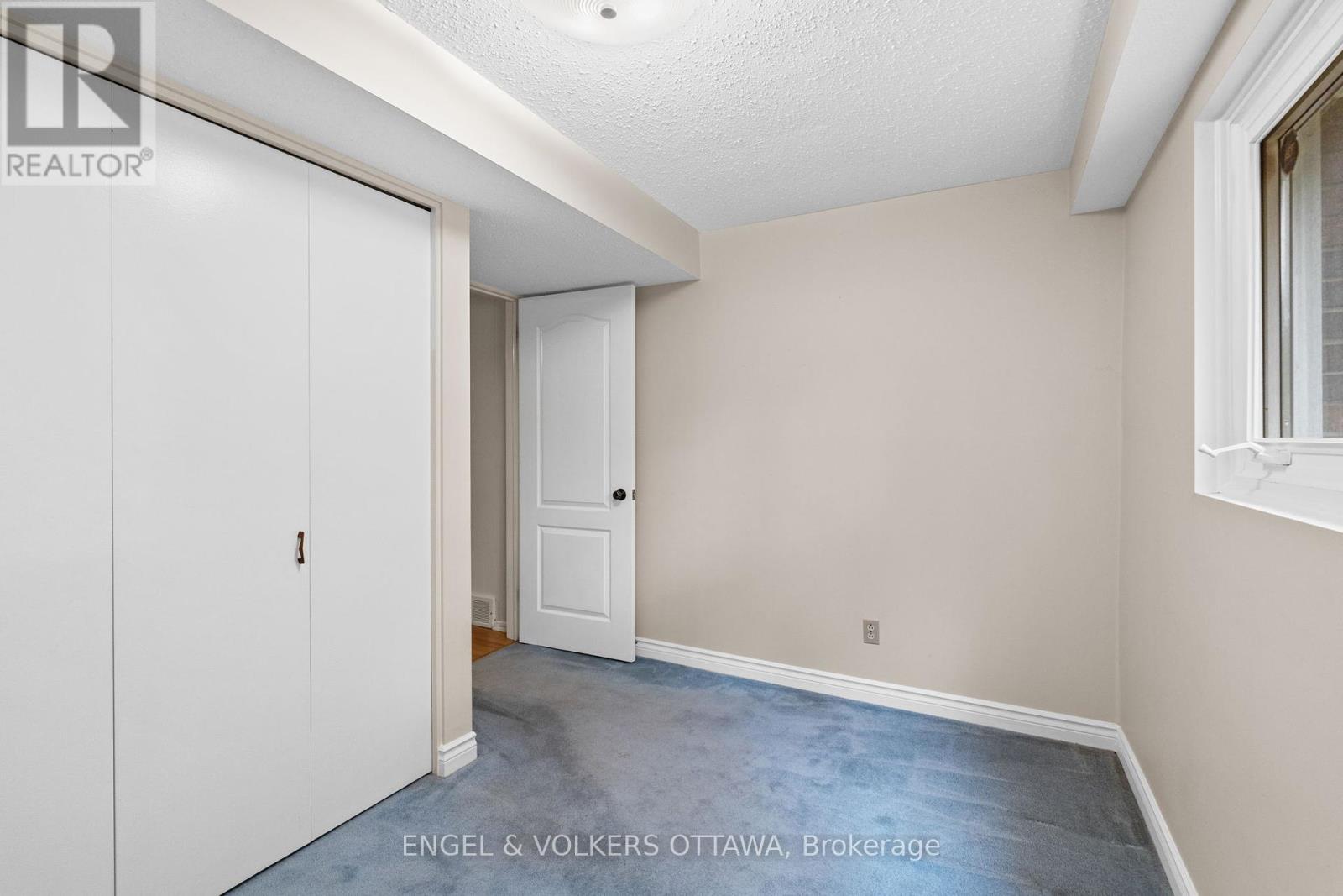 3348 Kodiak Street