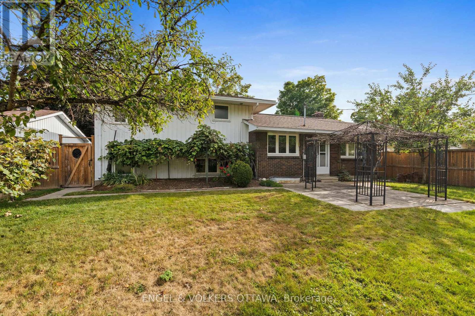 3348 Kodiak Street