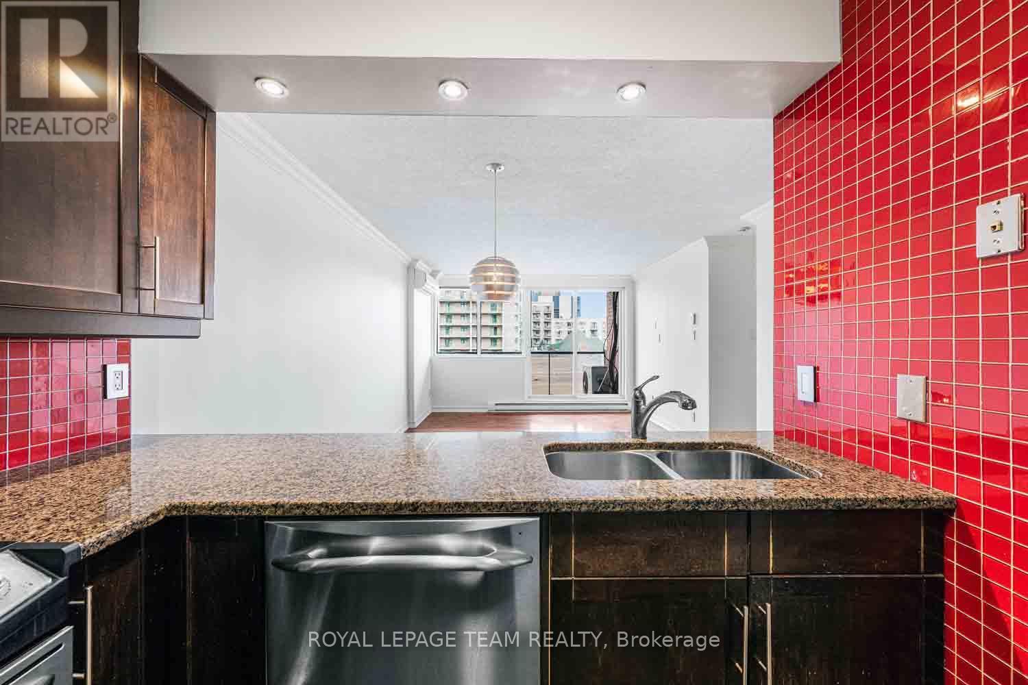 504 - 154 Nelson Street