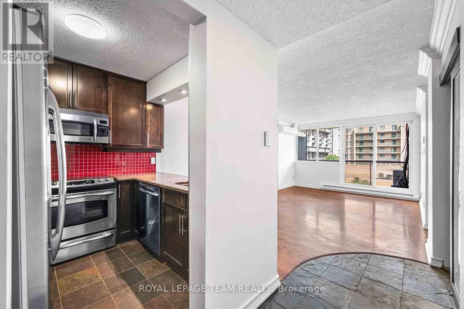 504 - 154 Nelson Street