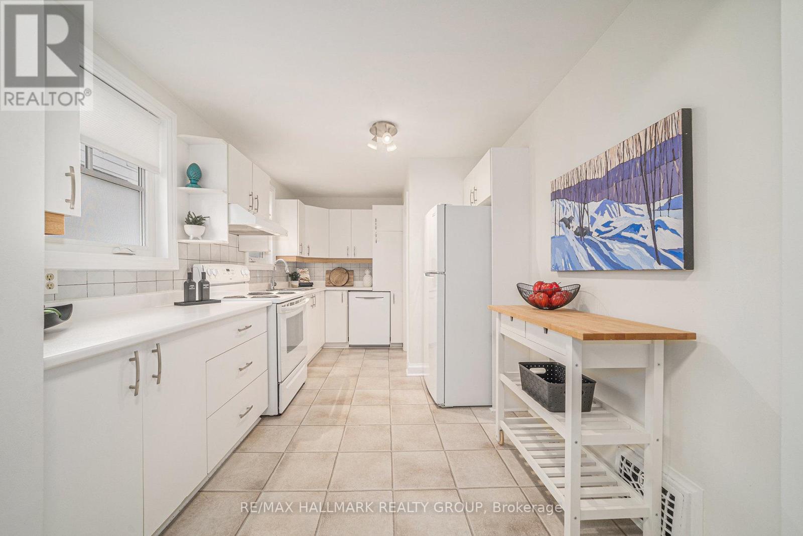 98 Dagmar Avenue