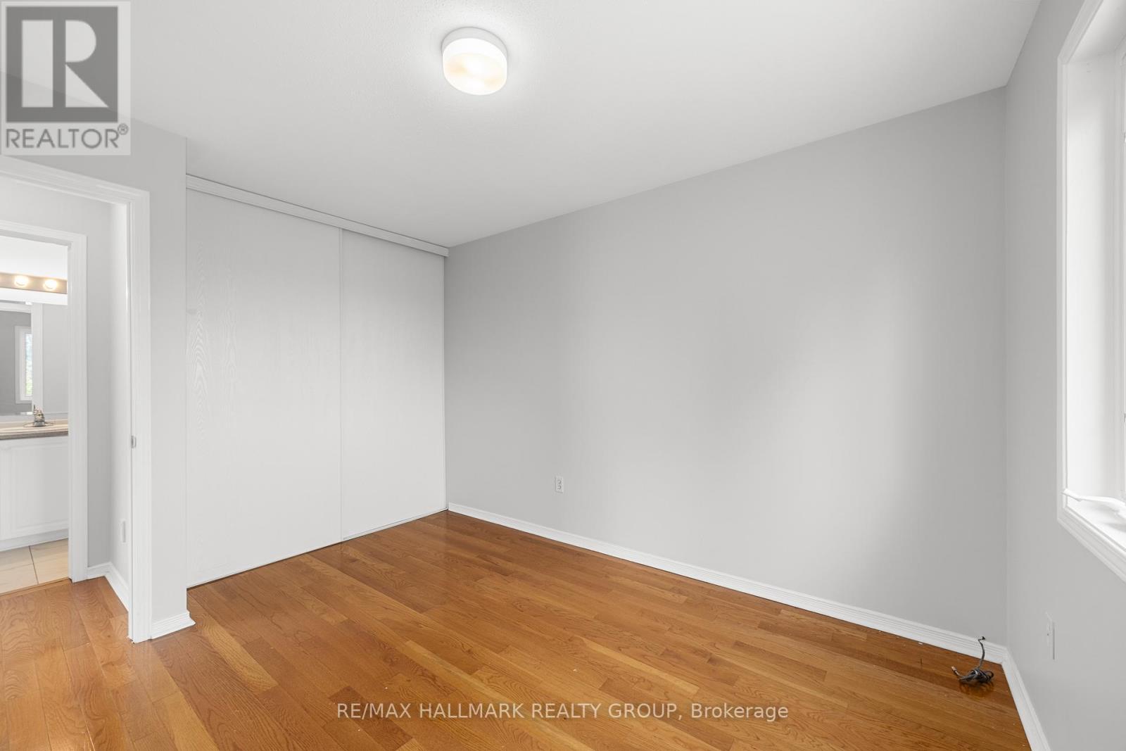 1146 Halton Terrace