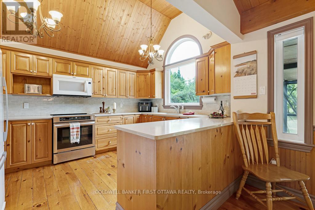 1556 Drummond Conc 10a