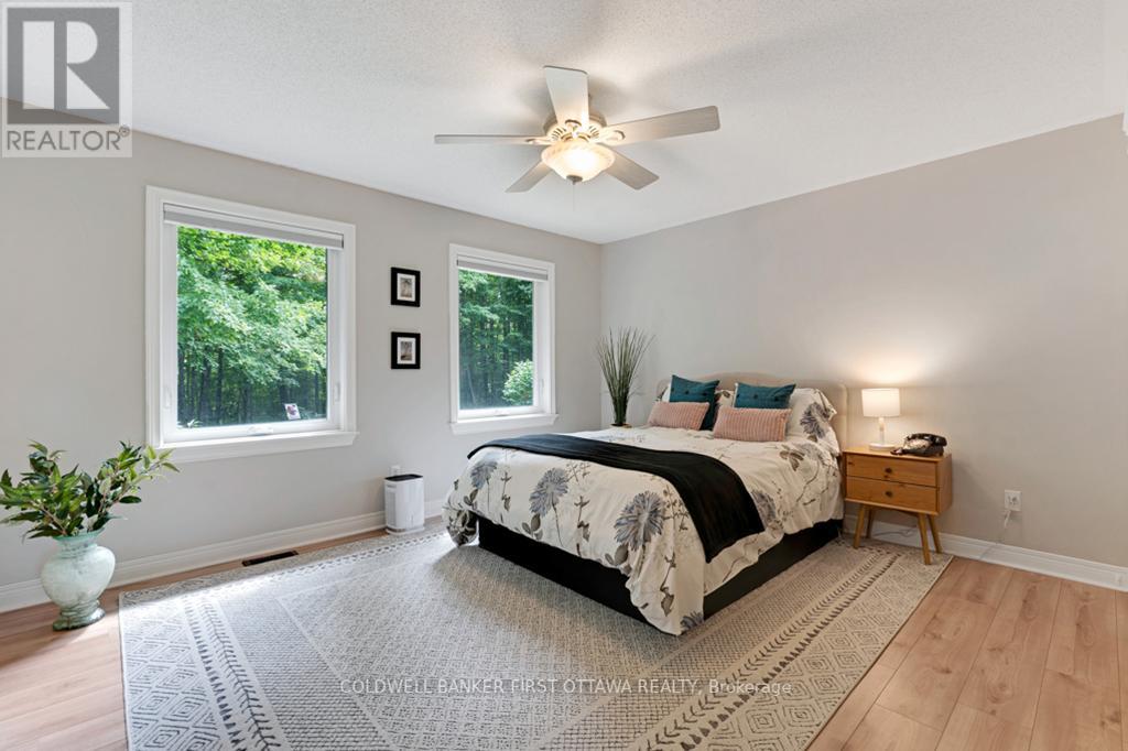 1556 Drummond Conc 10a