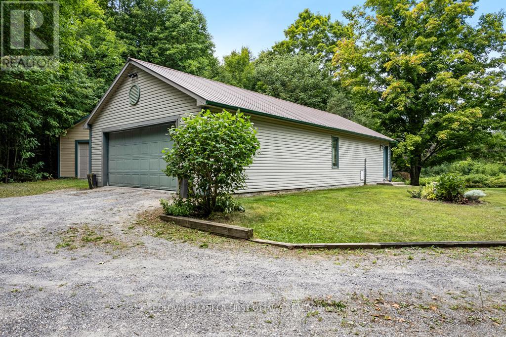 1556 Drummond Conc 10a