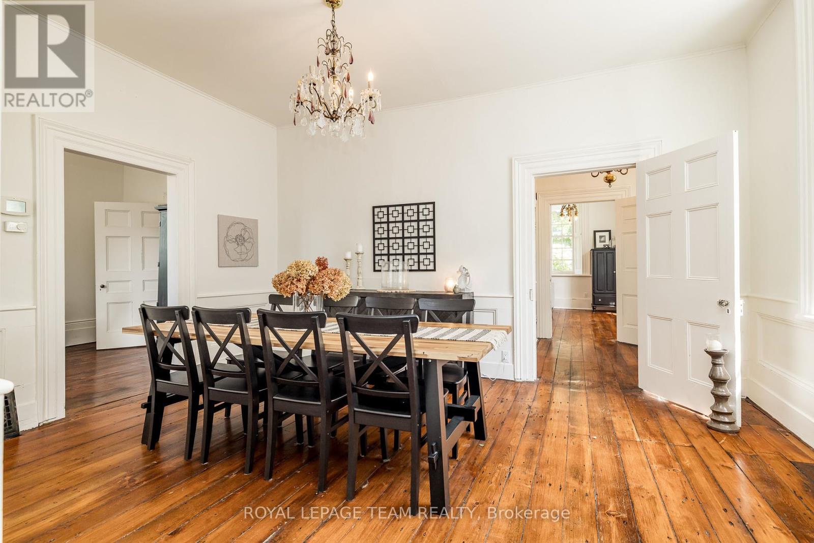 492 River Road