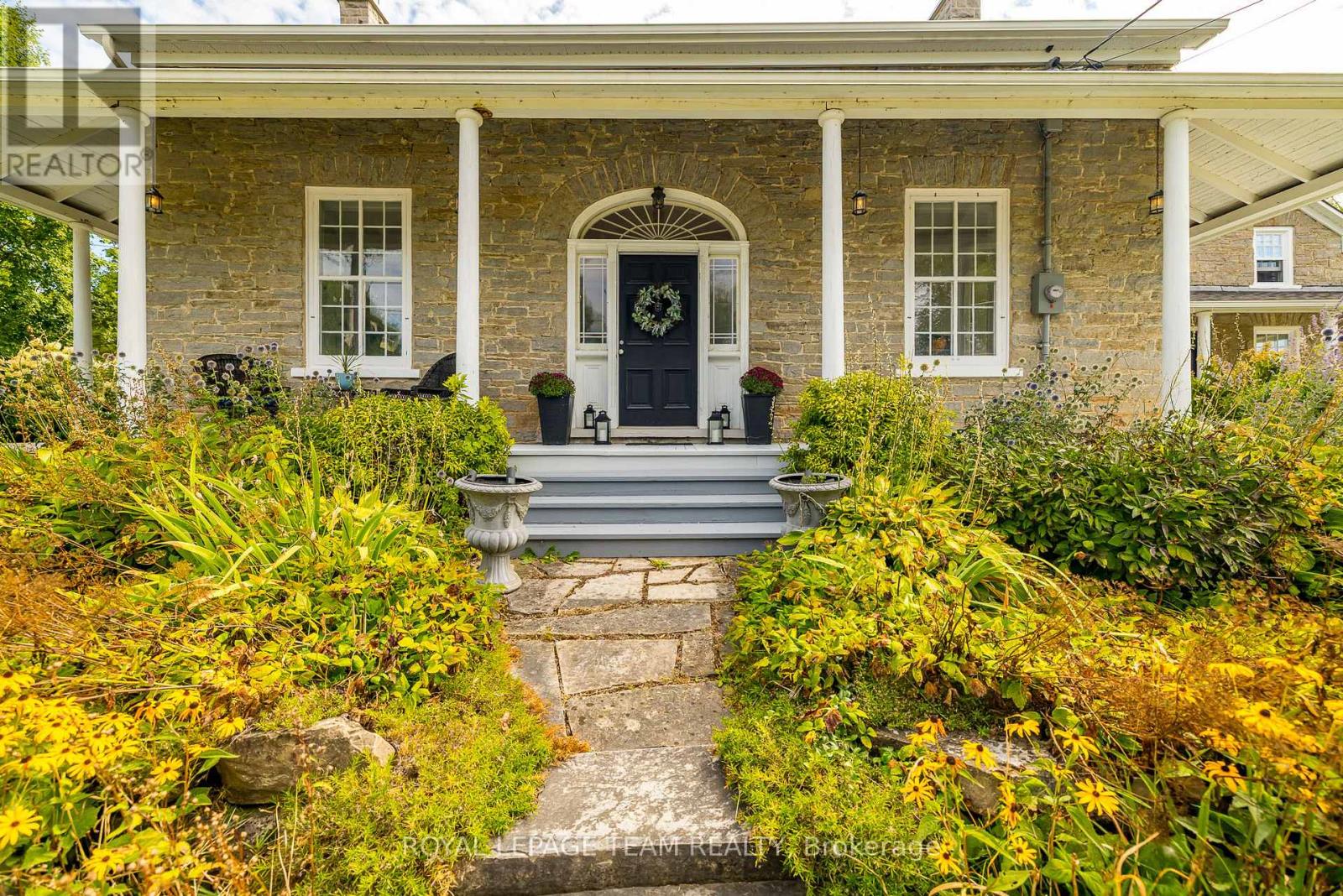 492 River Road