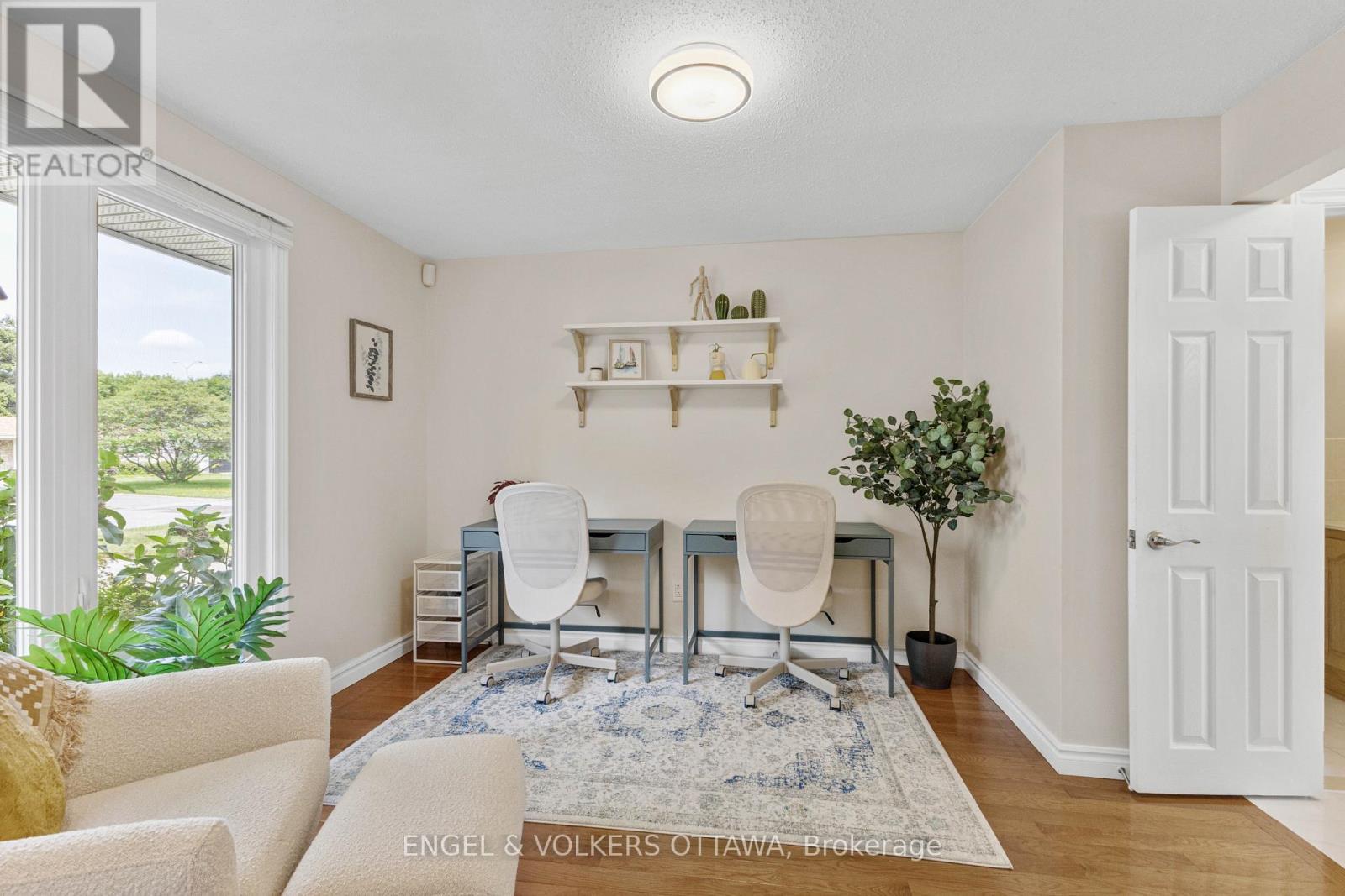 97 Queensline Drive