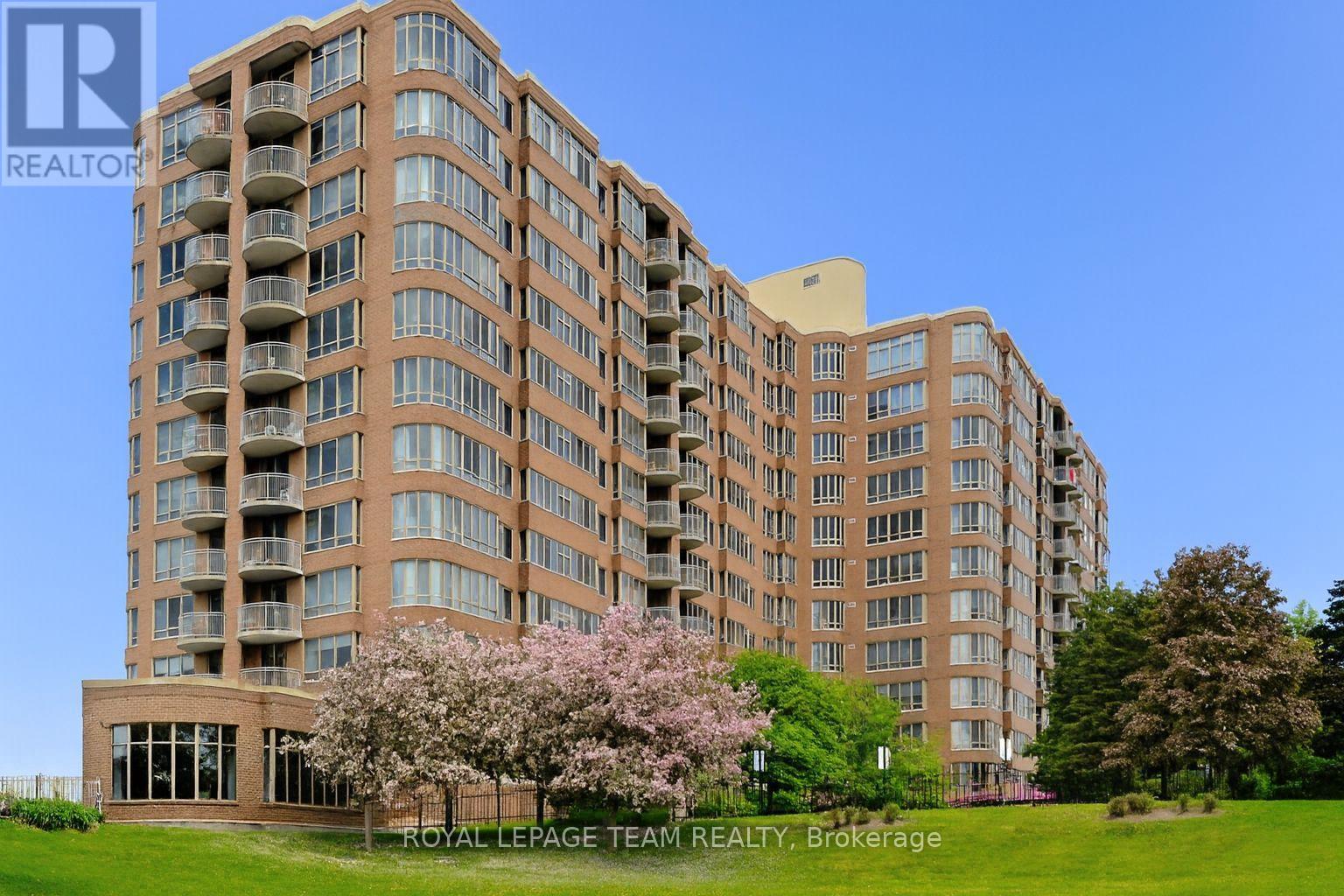 804 - 100 Grant Carman Drive