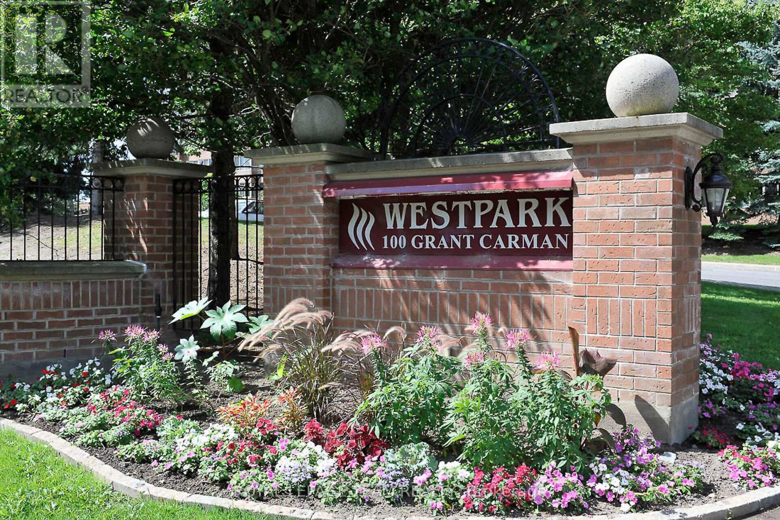 804 - 100 Grant Carman Drive