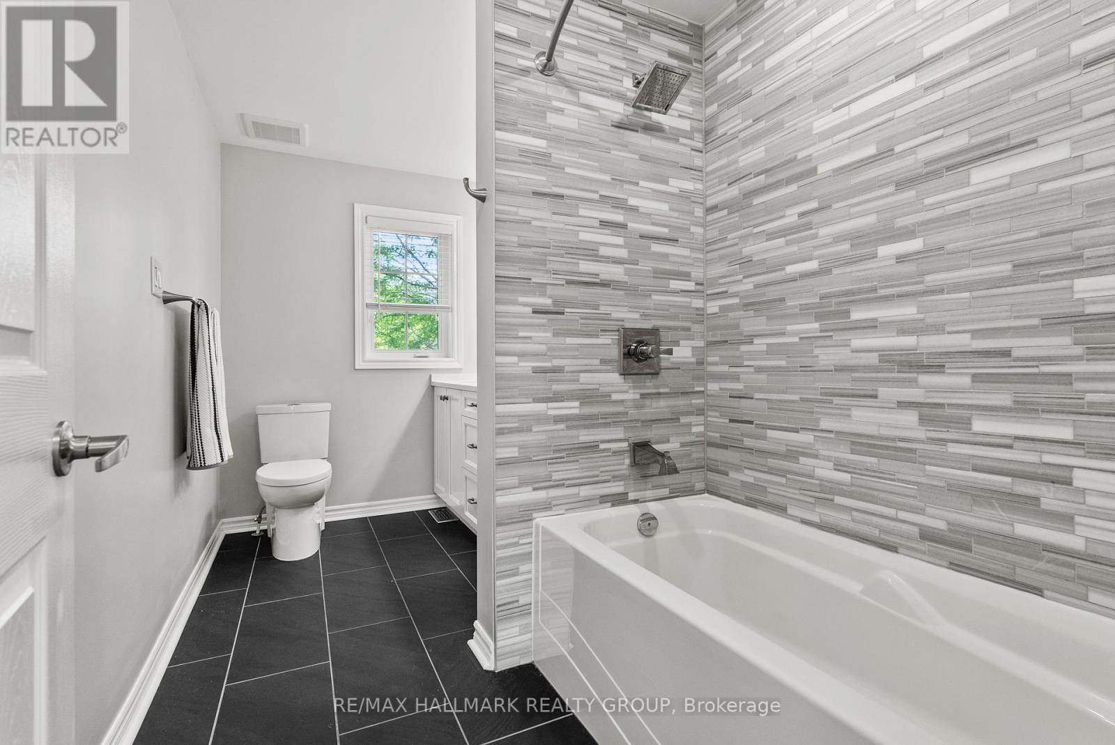 738 Tramontana Place