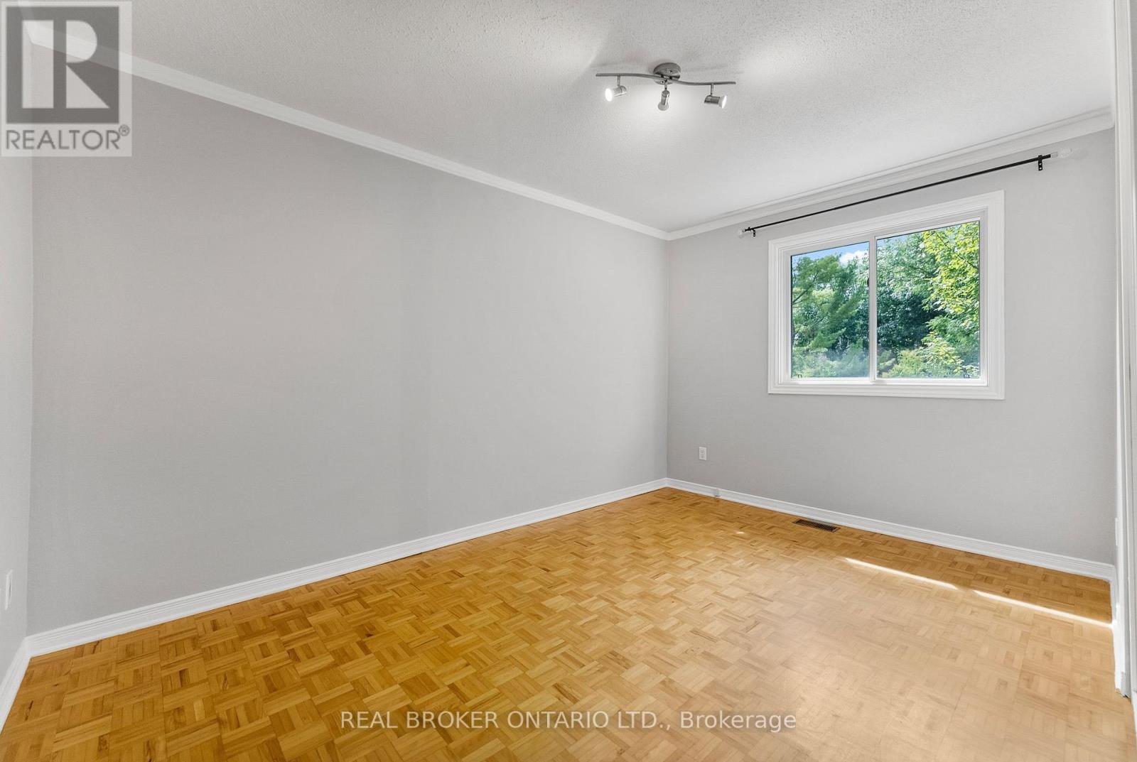 33 - 83 Glen Park Drive