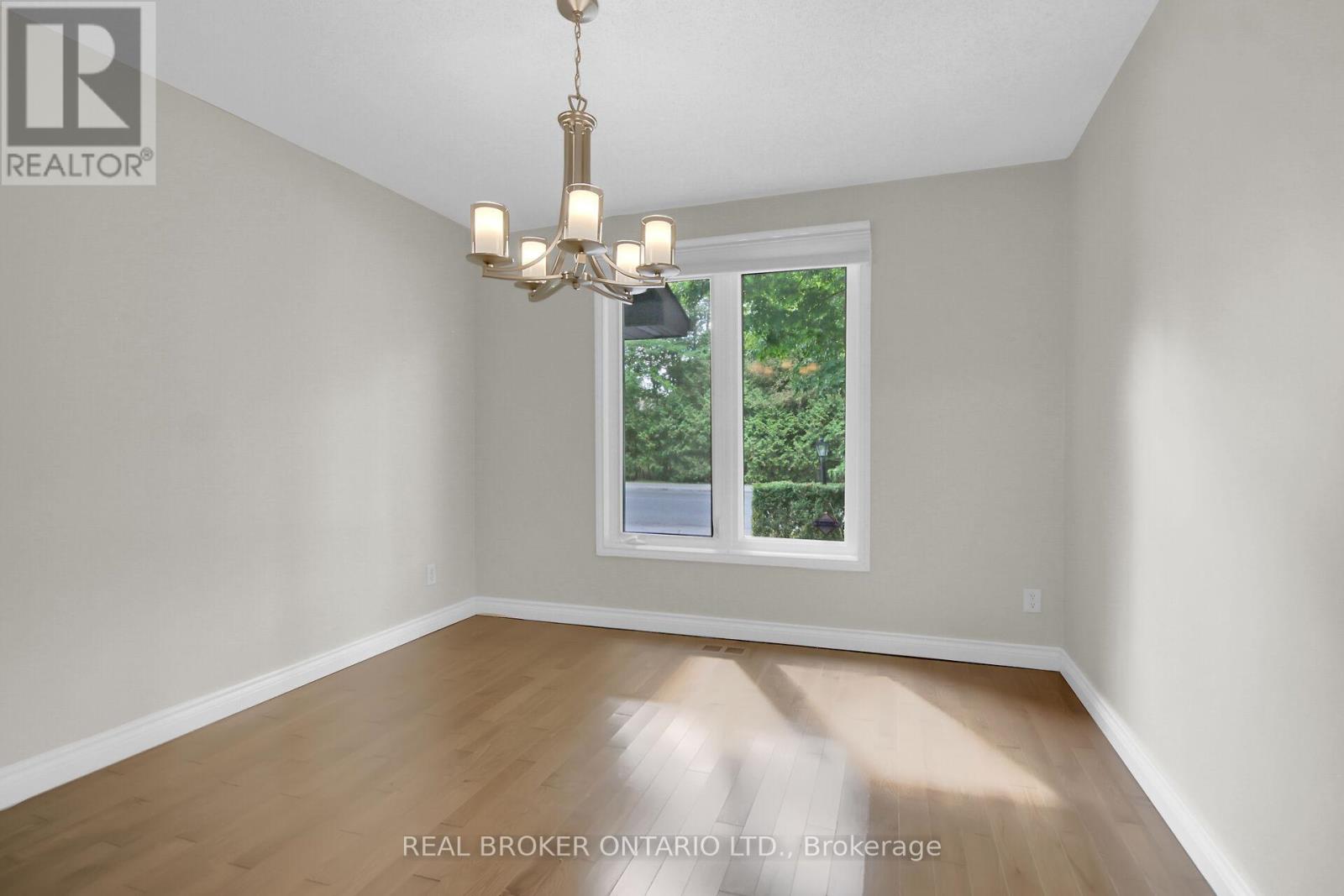 130 Chimo Drive