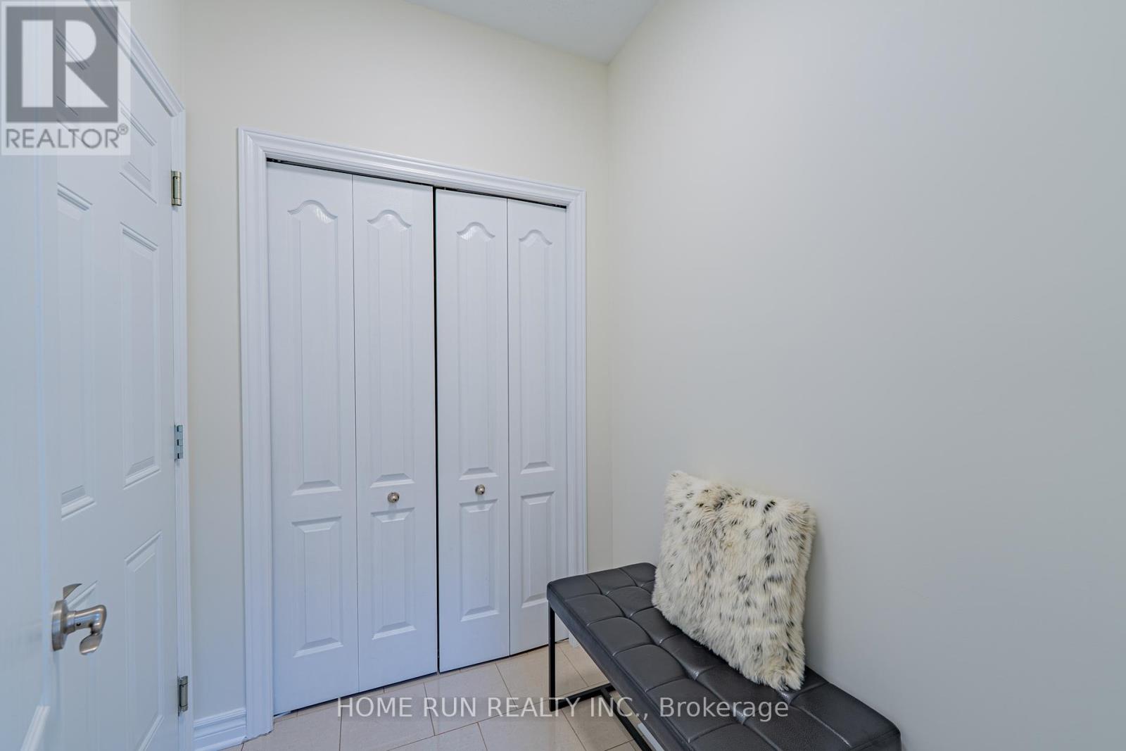 1576 Carronbridge Circle