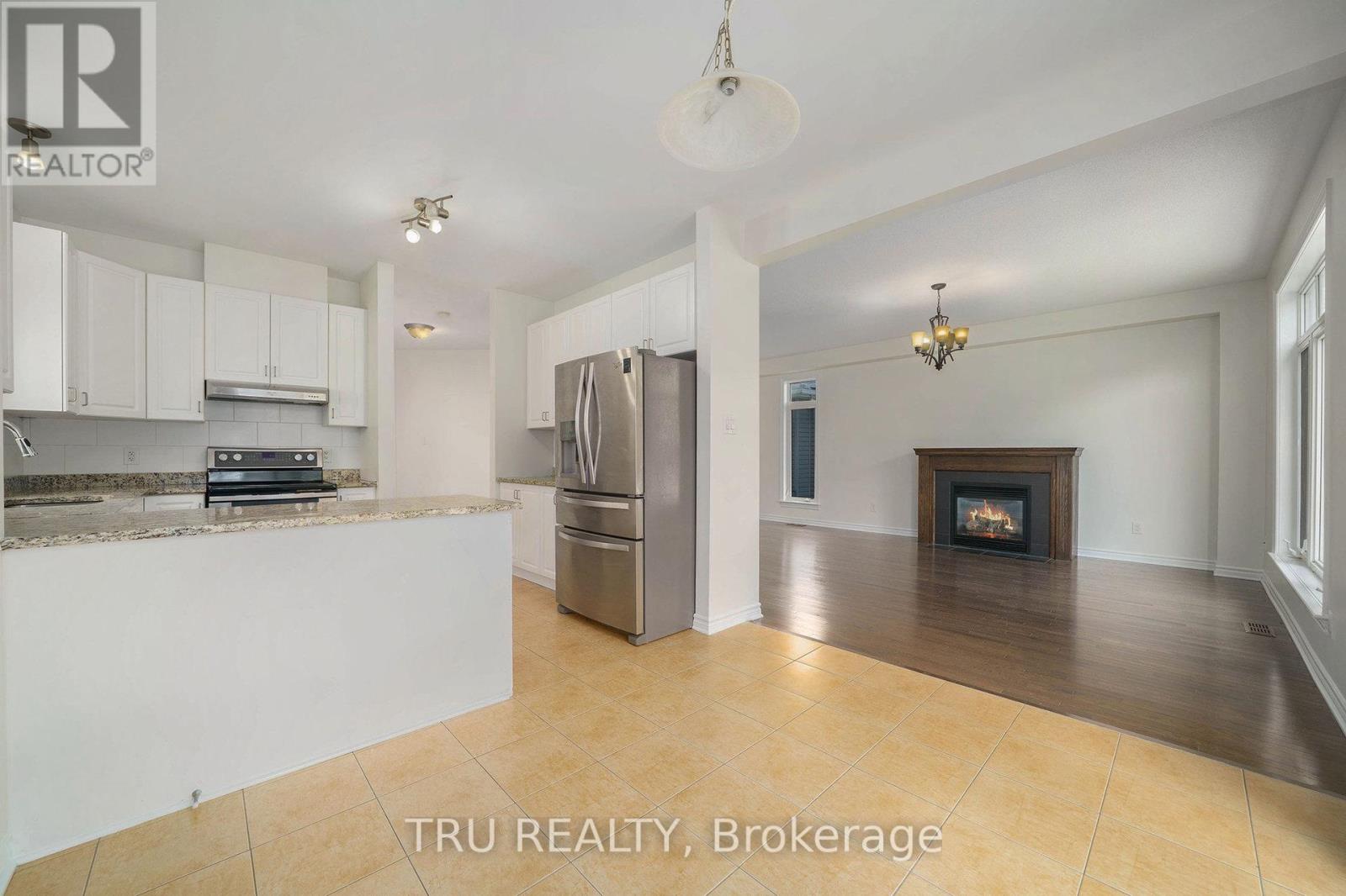 536 Golden Sedge Way