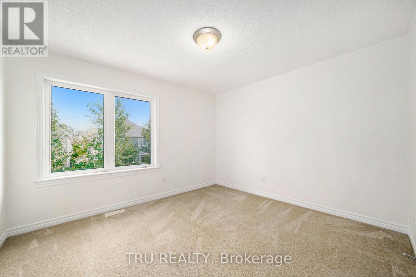 536 Golden Sedge Way