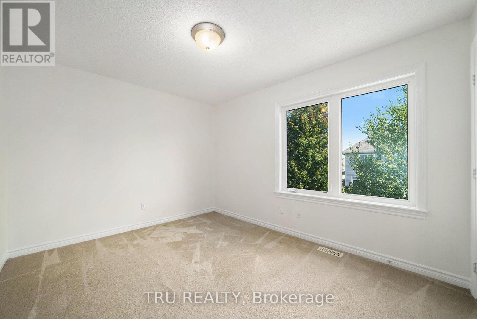 536 Golden Sedge Way