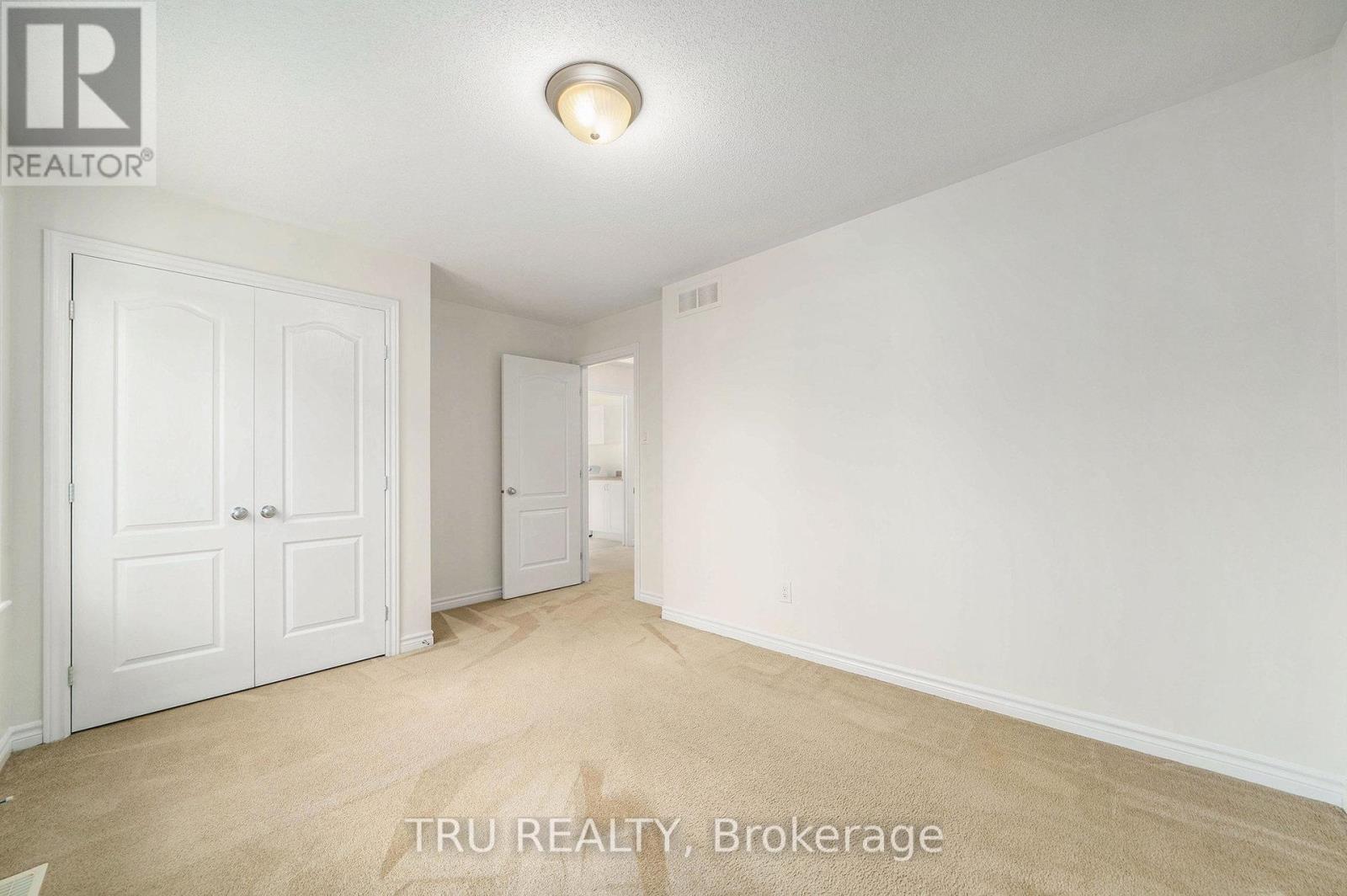 536 Golden Sedge Way