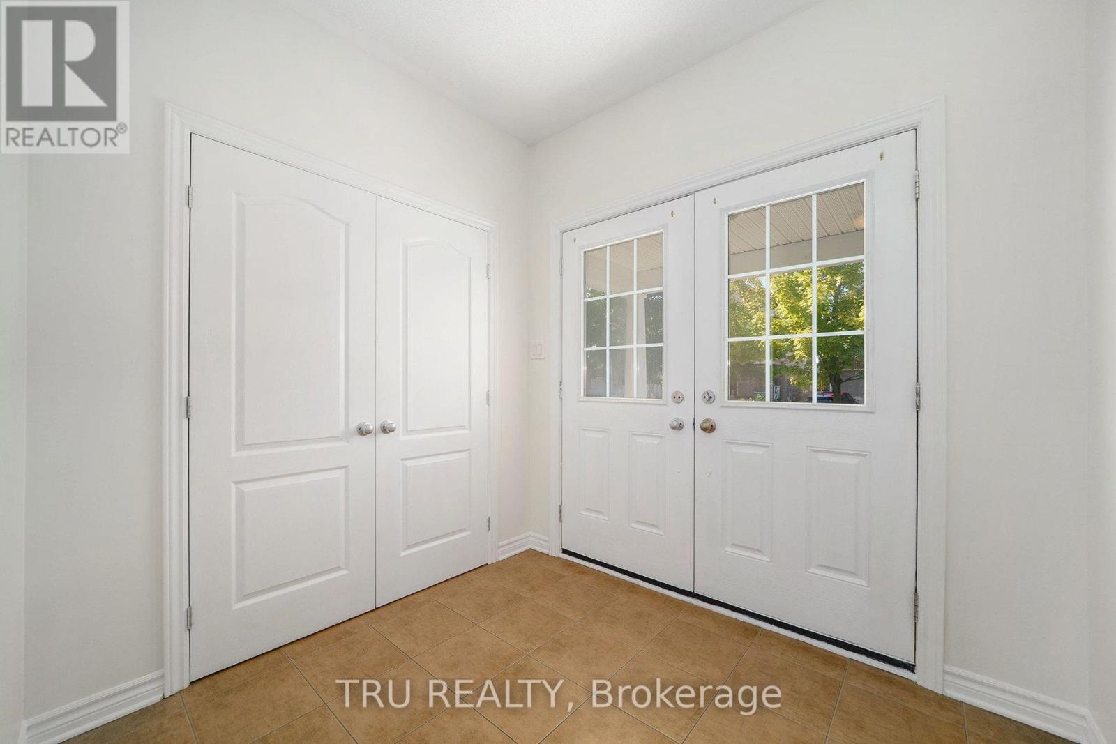 536 Golden Sedge Way