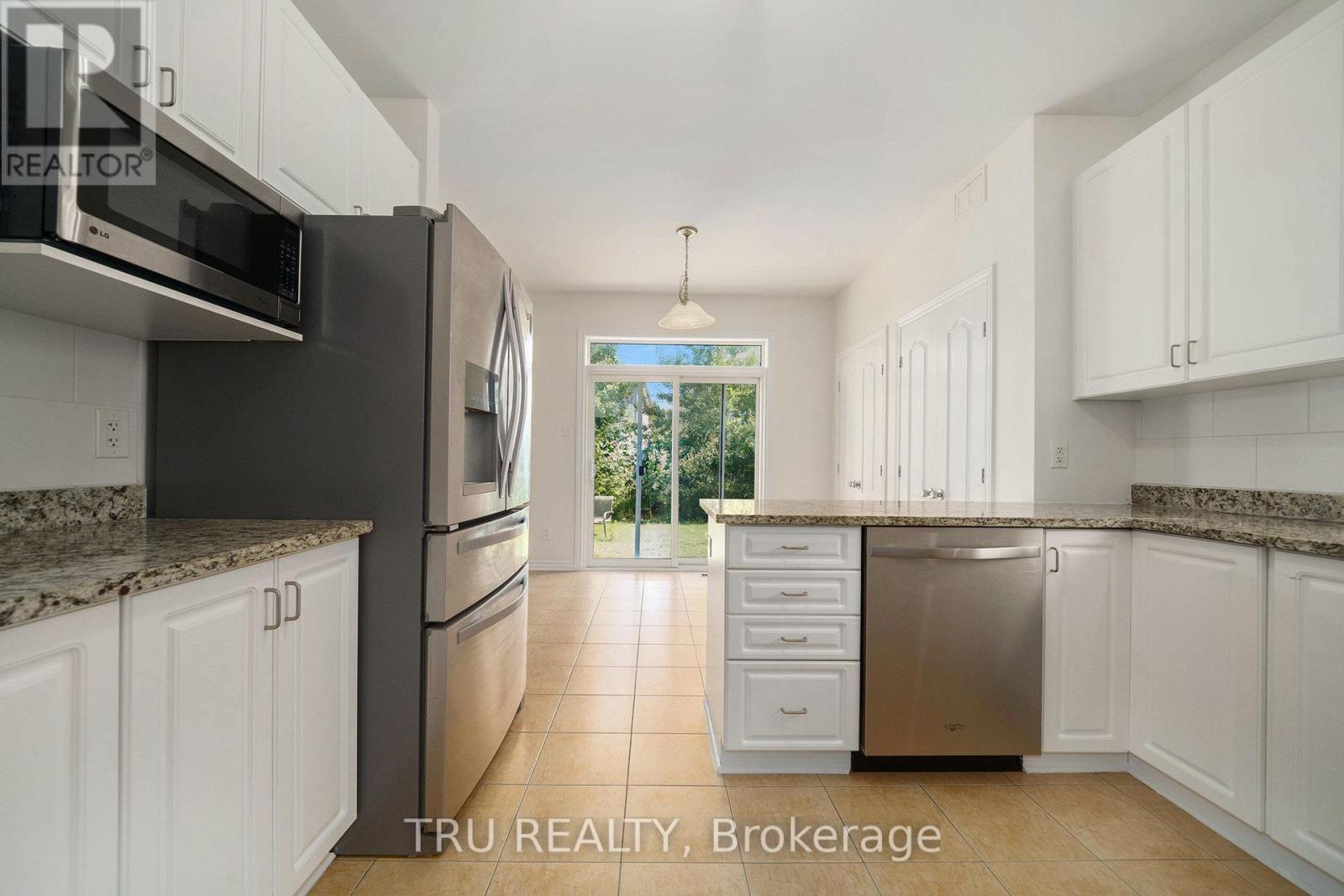536 Golden Sedge Way