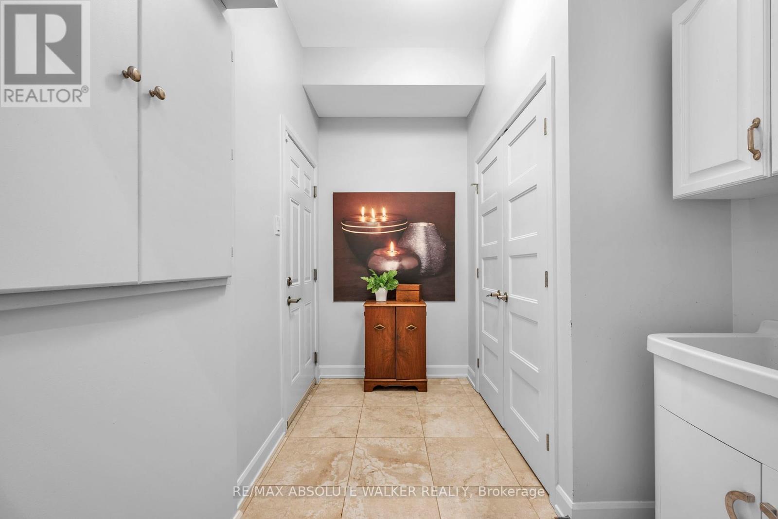 502 Moodie Drive