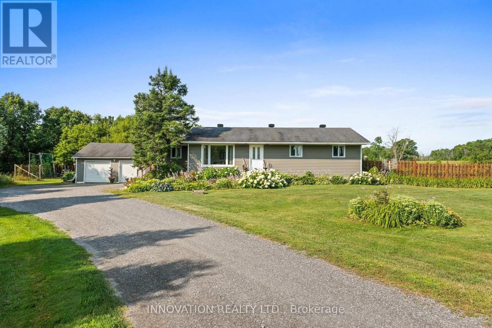 4001 Dunrobin Road