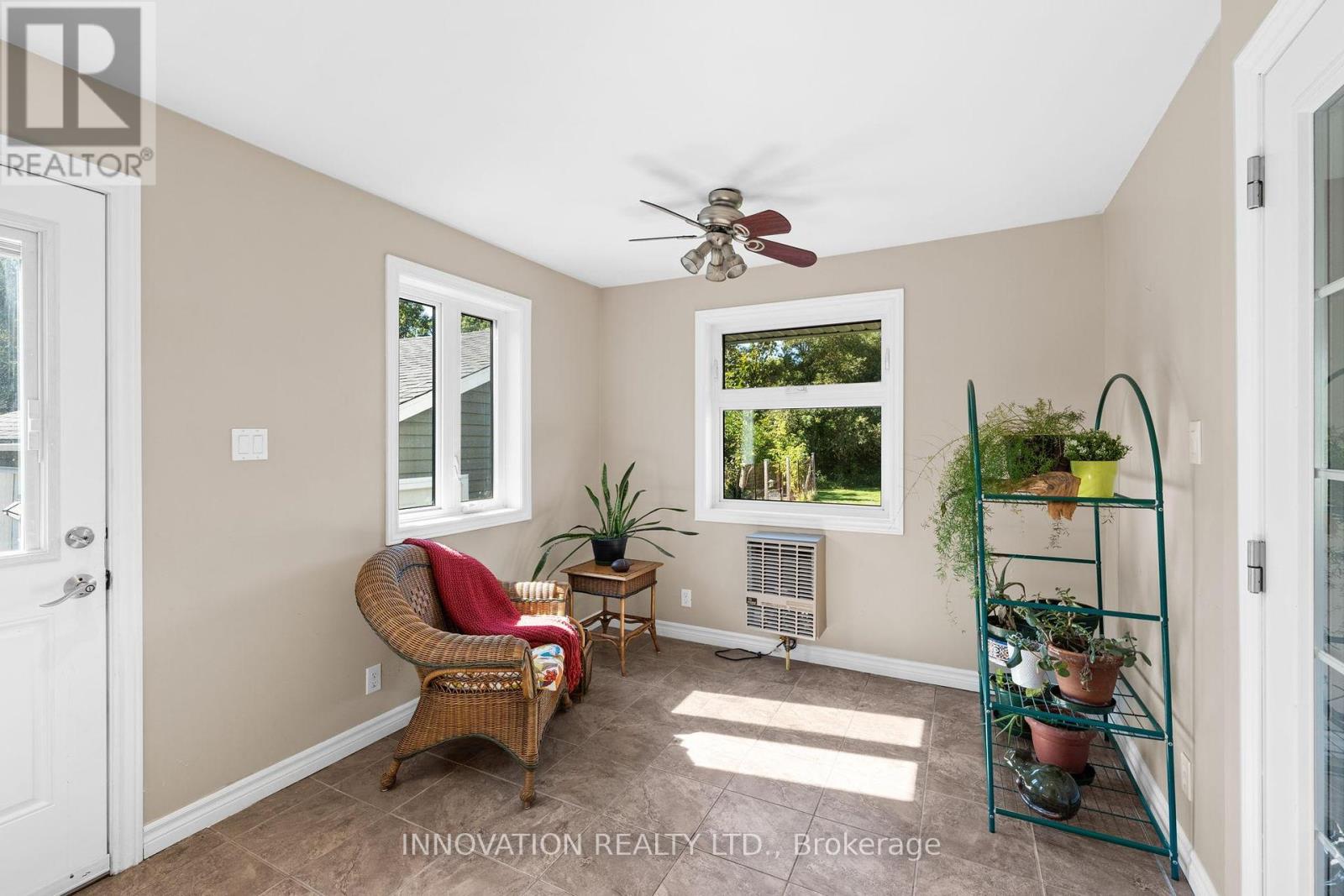 4001 Dunrobin Road