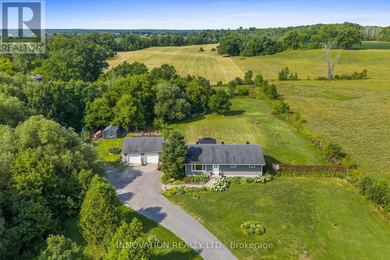 4001 Dunrobin Road