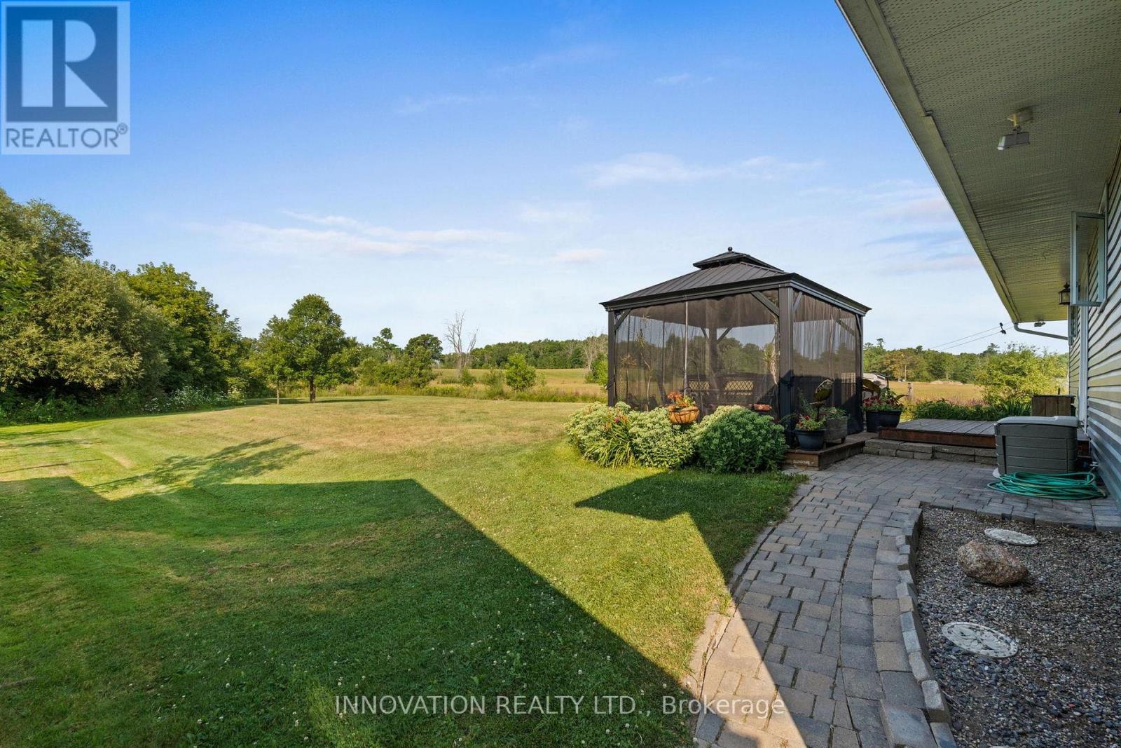 4001 Dunrobin Road