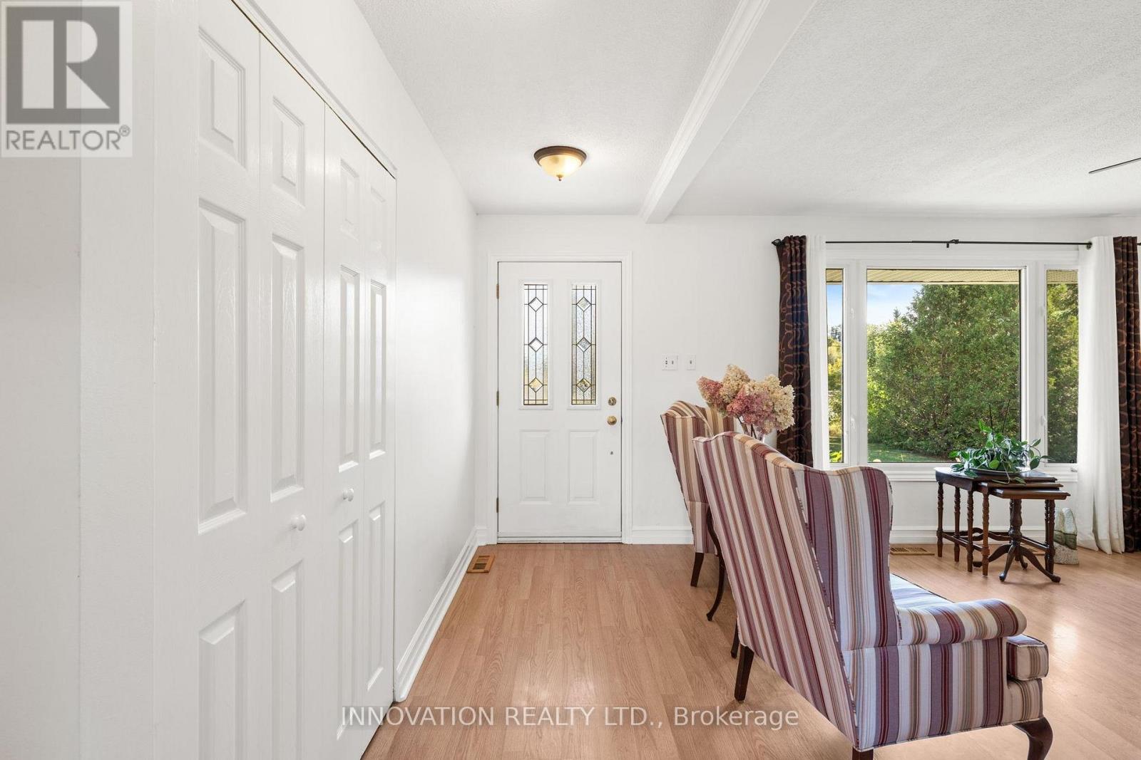 4001 Dunrobin Road