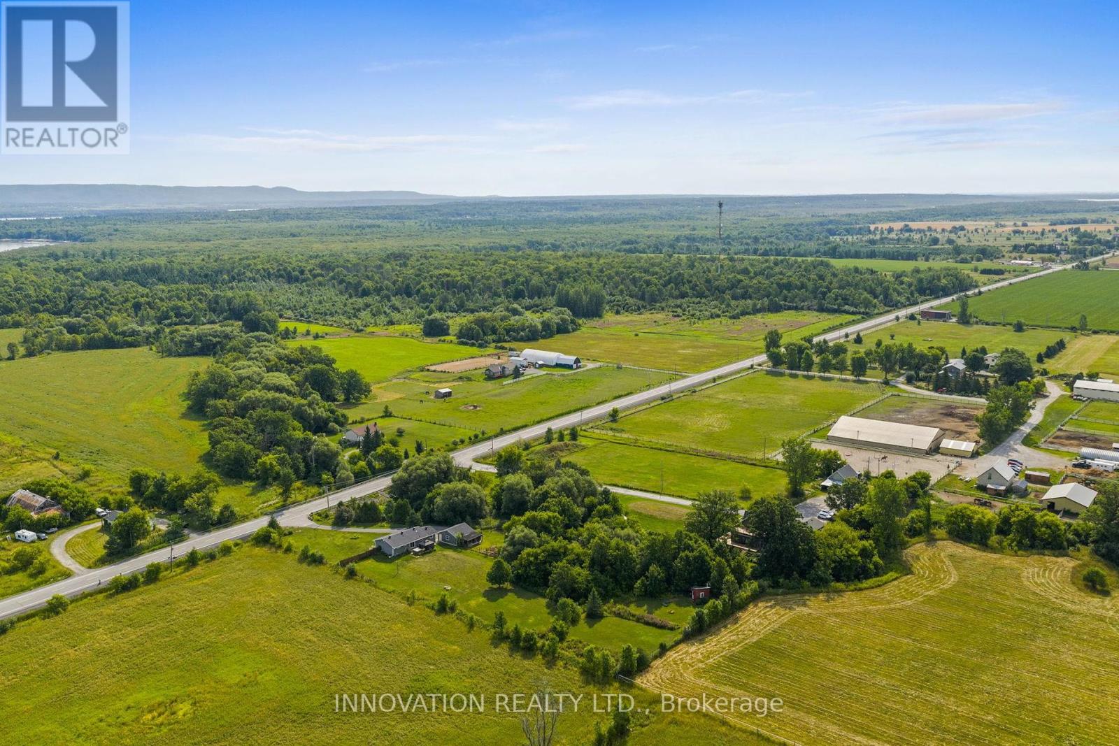 4001 Dunrobin Road