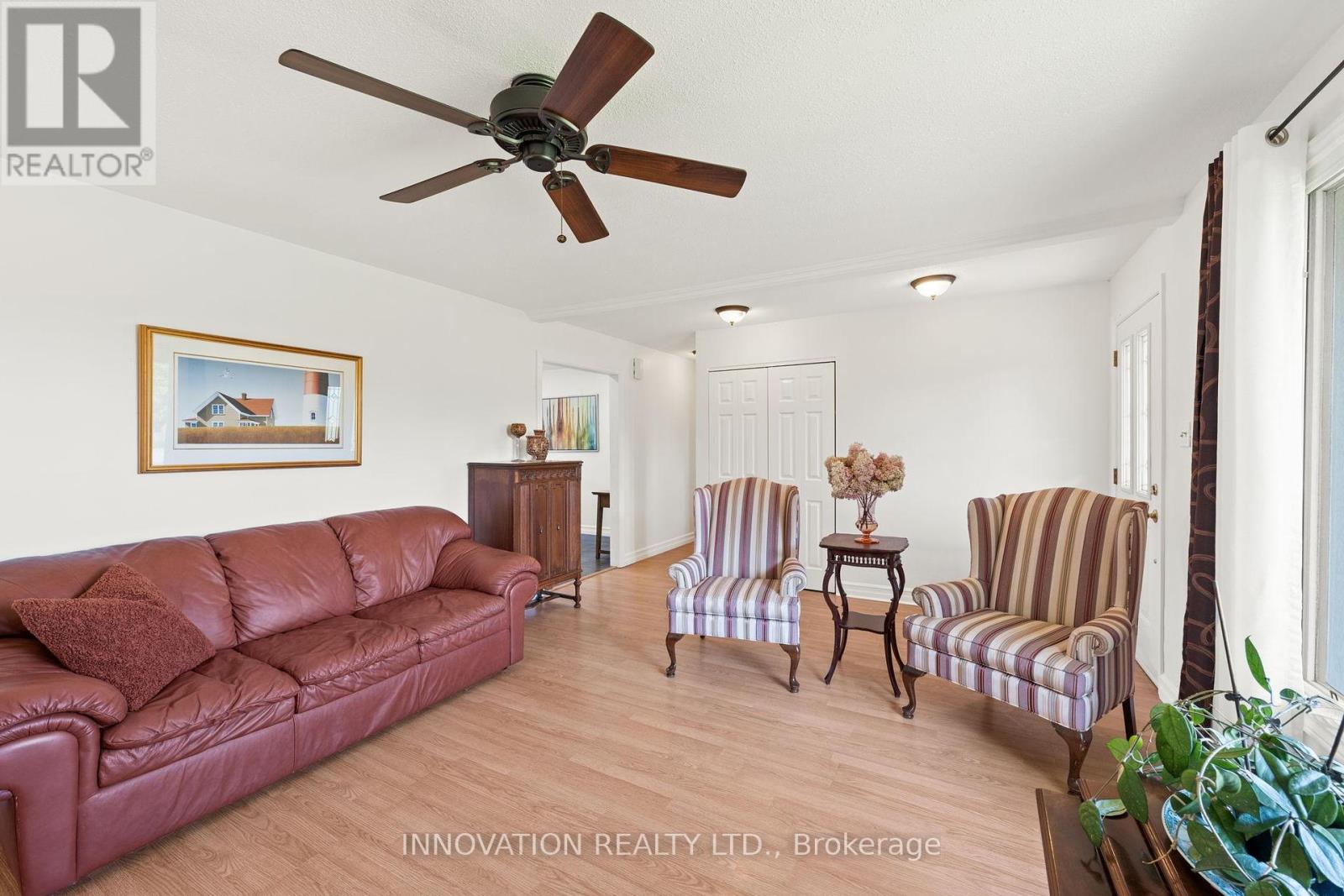 4001 Dunrobin Road