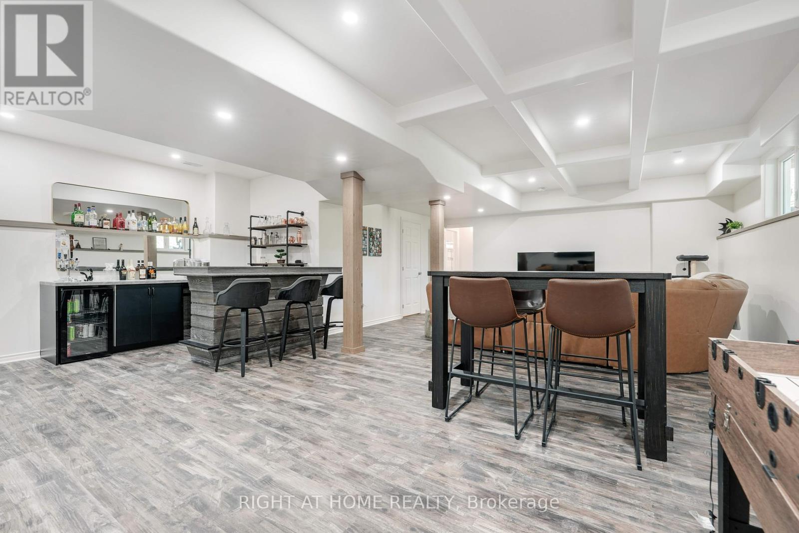 8833 Copeland Road