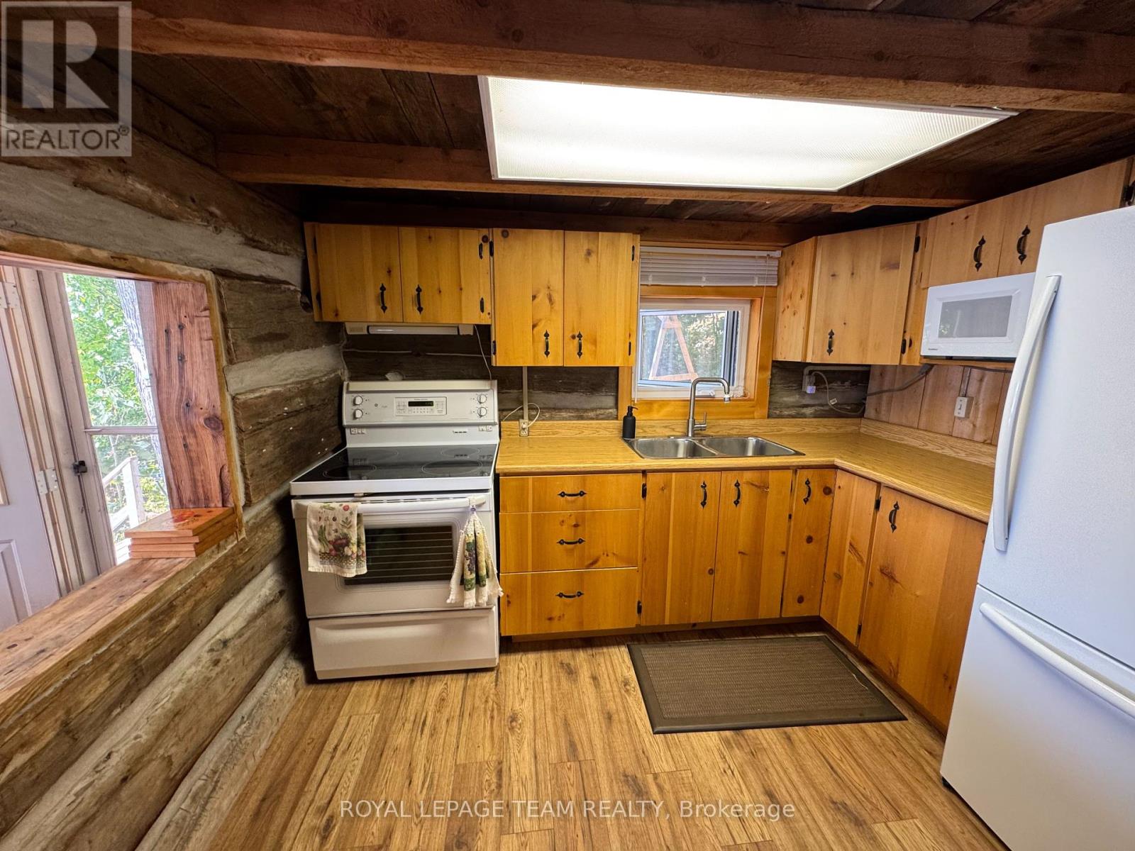 429 Hardwood Ridge Road W