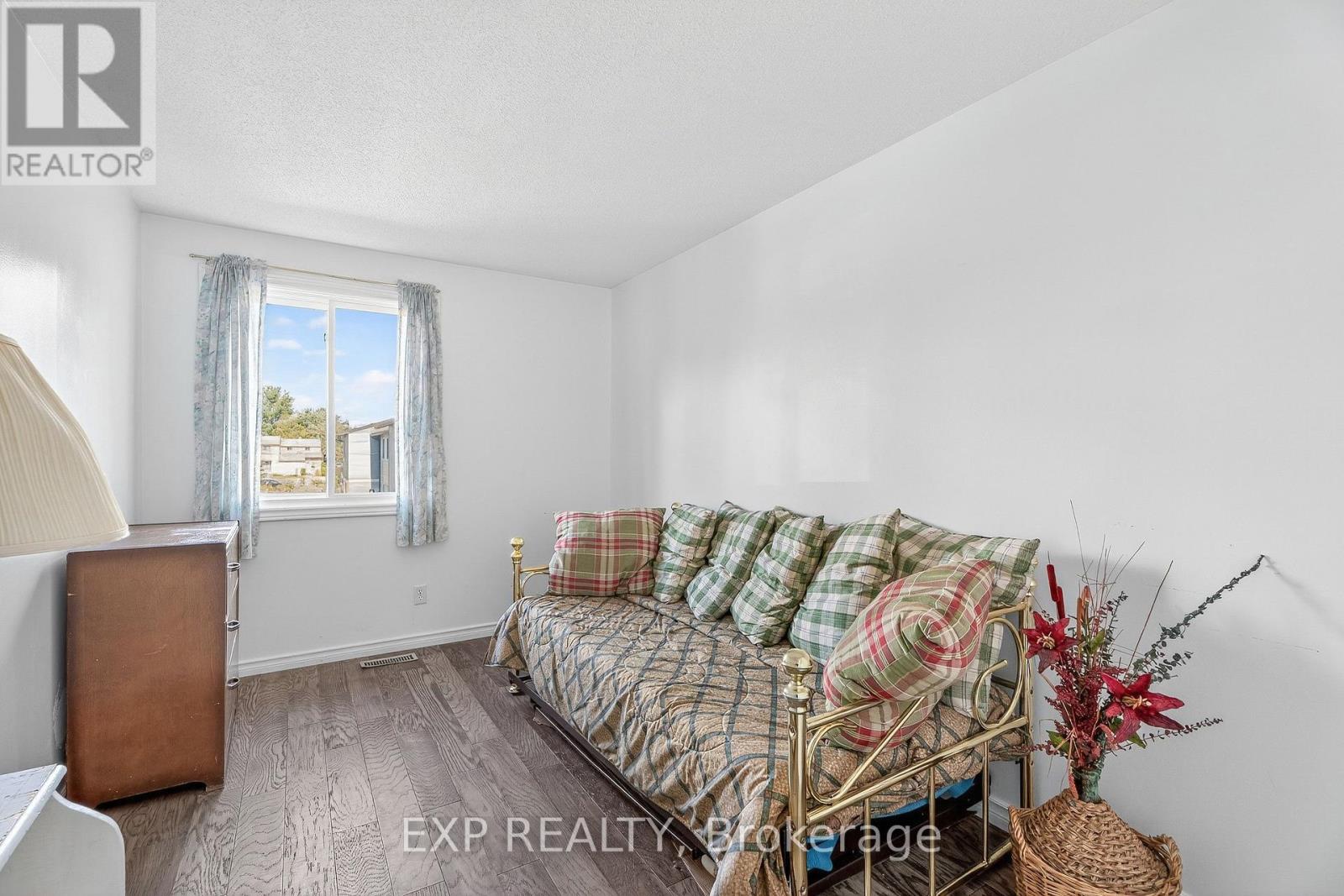 81 - 8 Sherway Drive