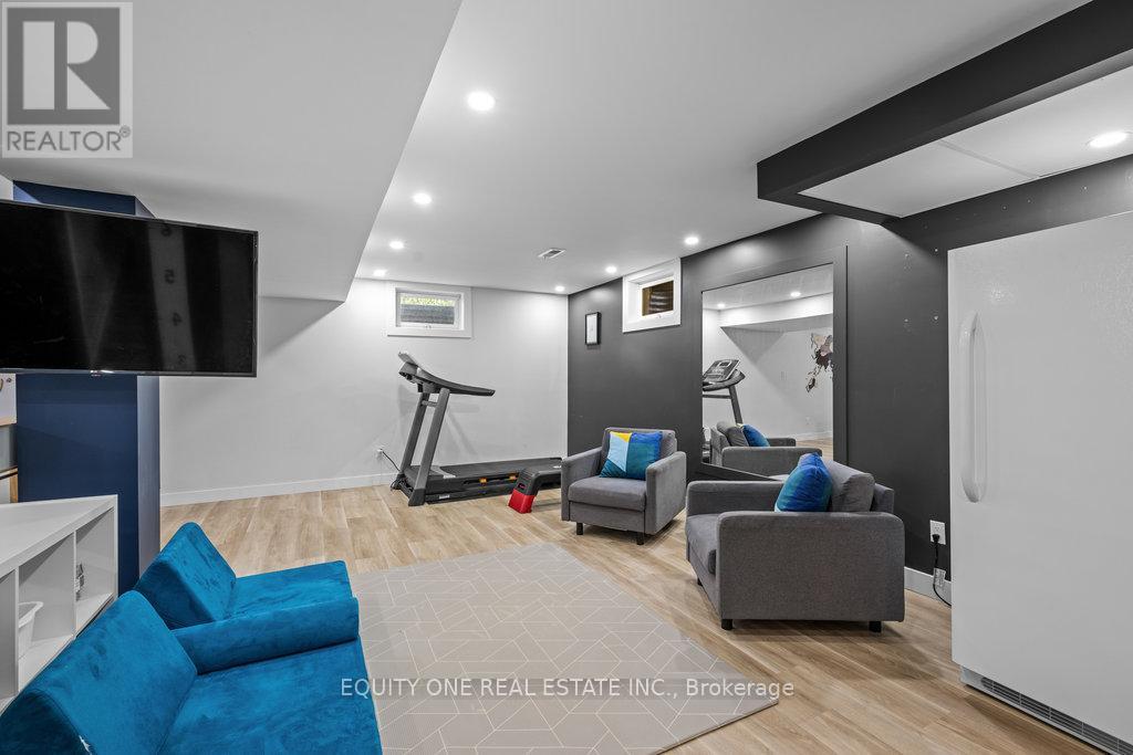 7038 Quinnfield Way