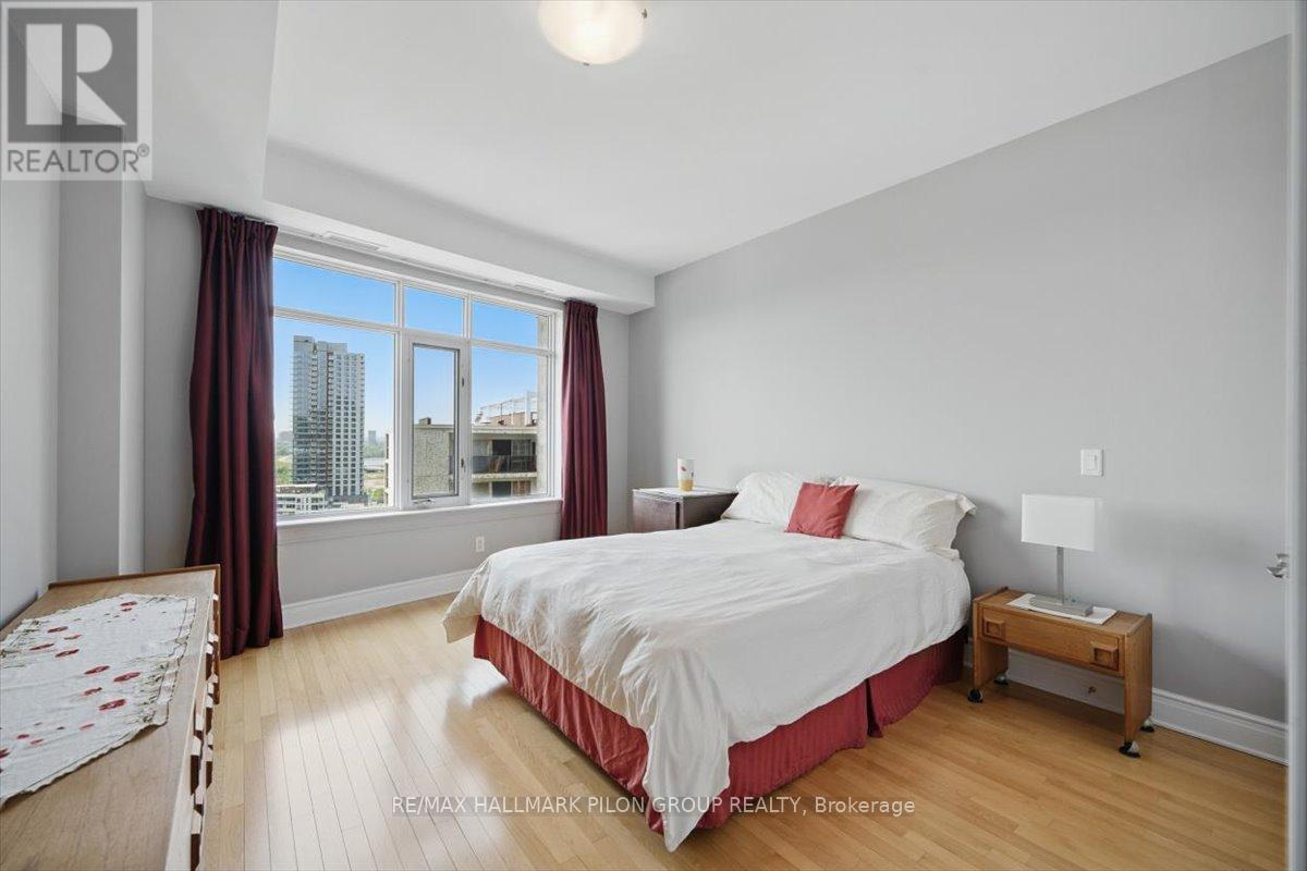 1205 - 95 Bronson Avenue