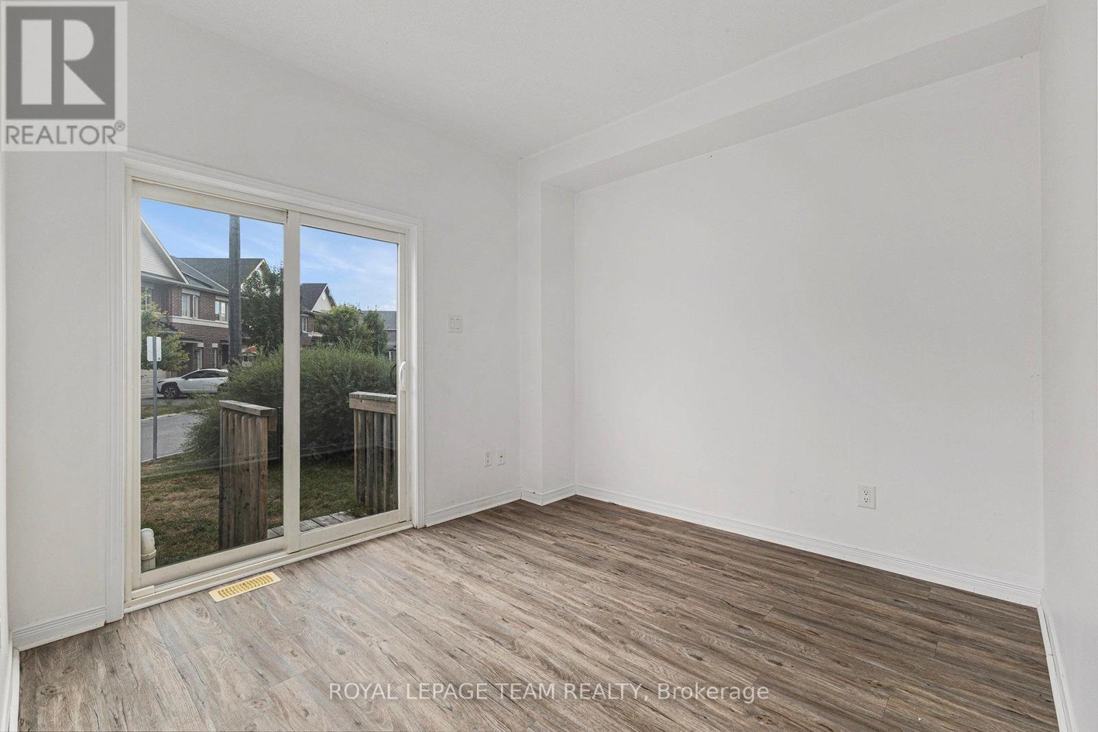 175 Camden Private