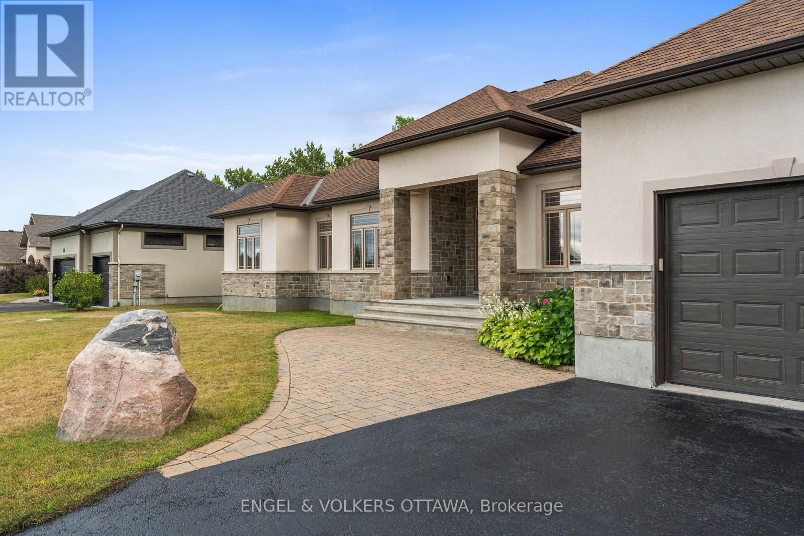 7510 Village Centre Place