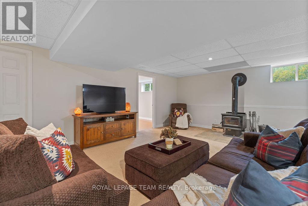 299 Golf Club Road