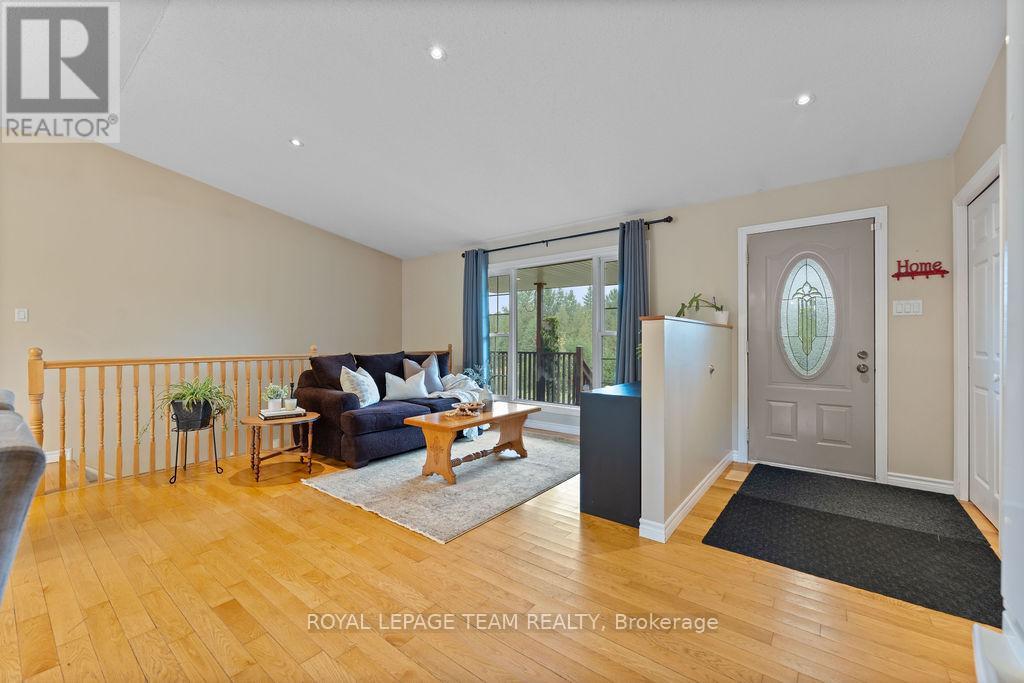 299 Golf Club Road