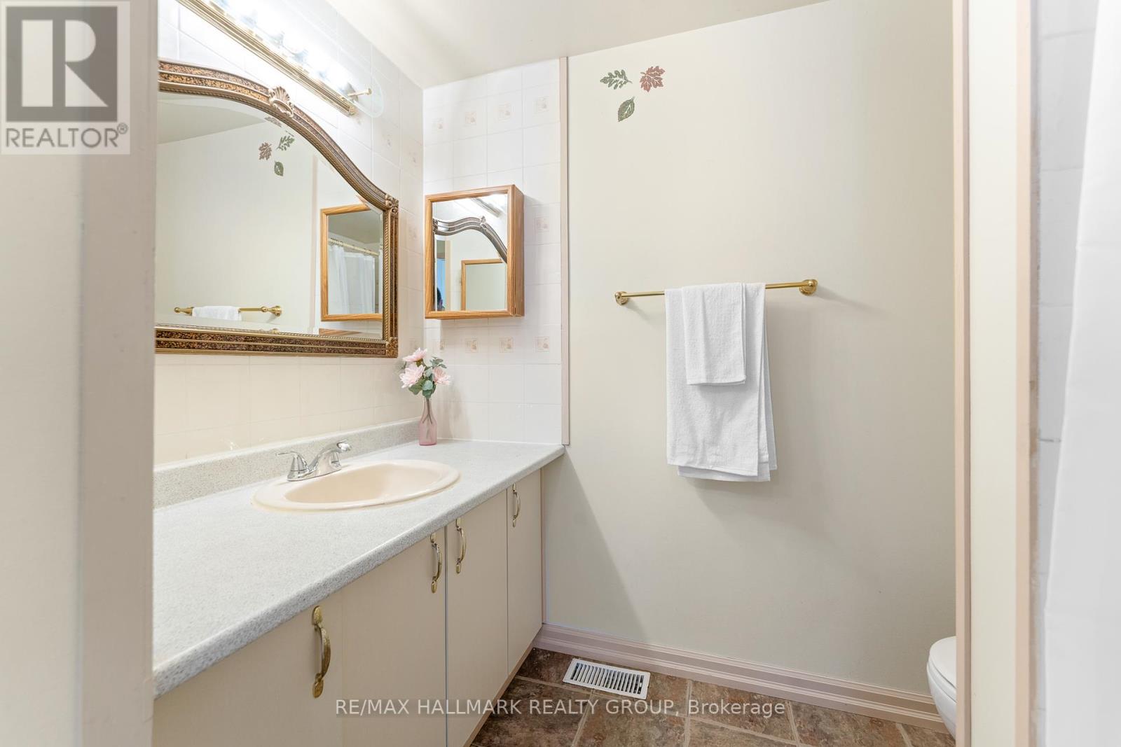 41 Sovereign Avenue