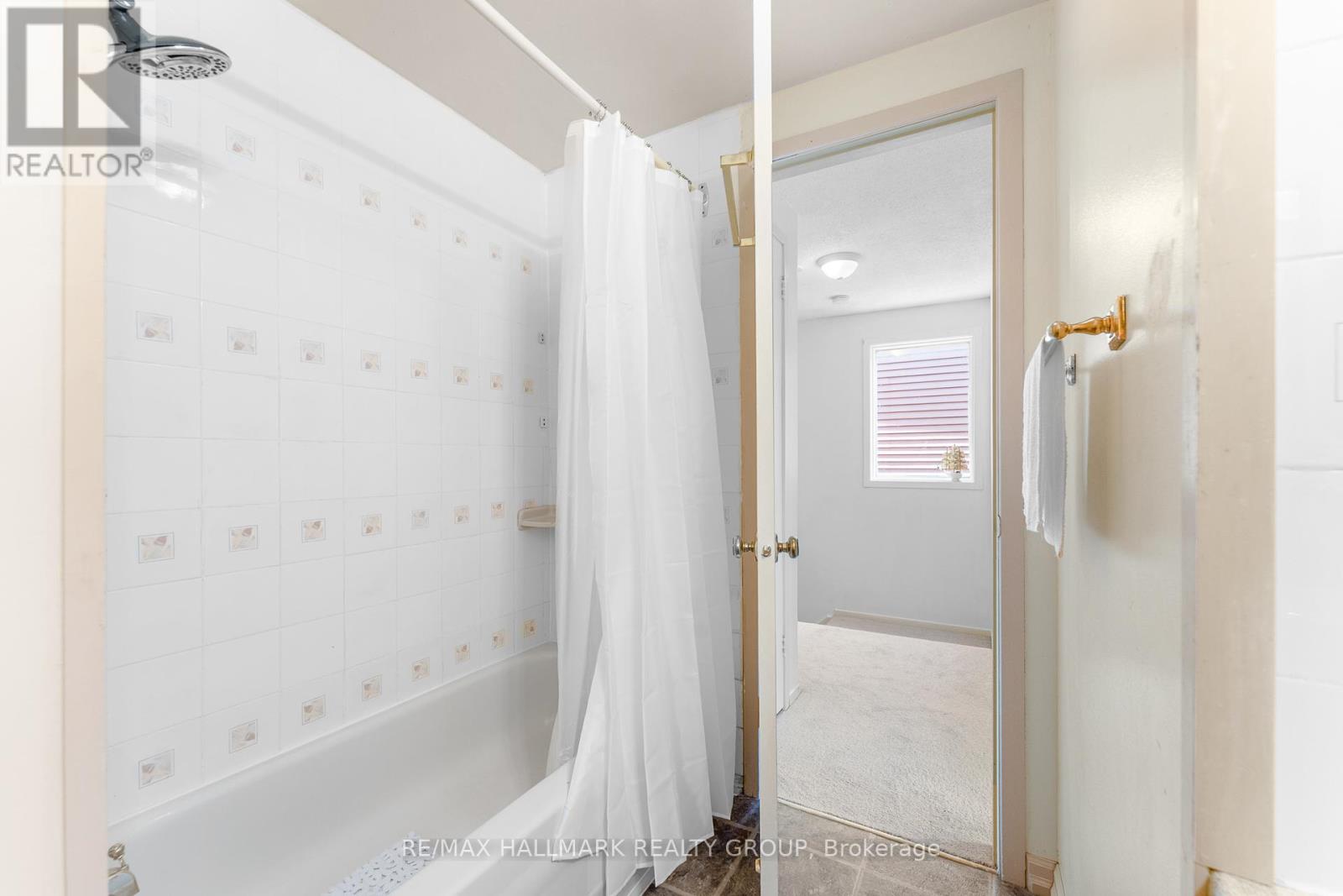 41 Sovereign Avenue